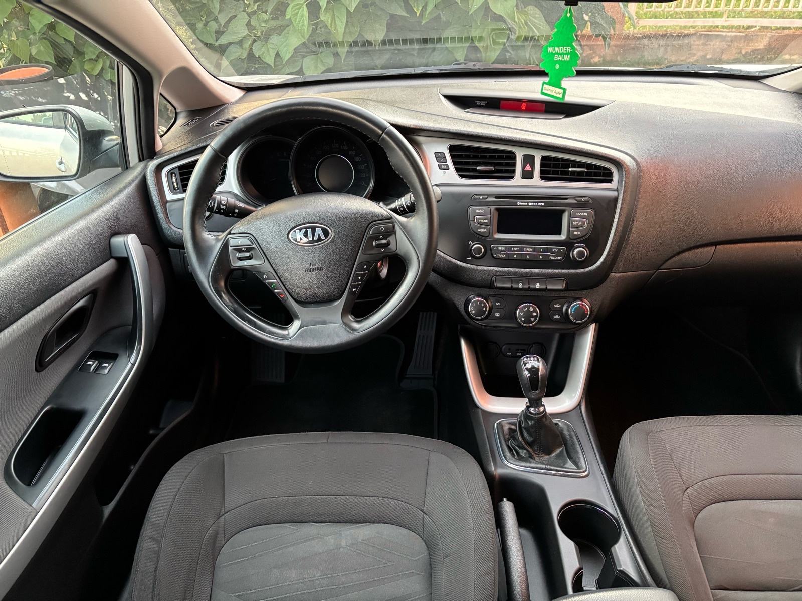 Kia Ceed Sportswagon 1.4 Crdi, Stanje 10/10, Održavana!, fotografija 16