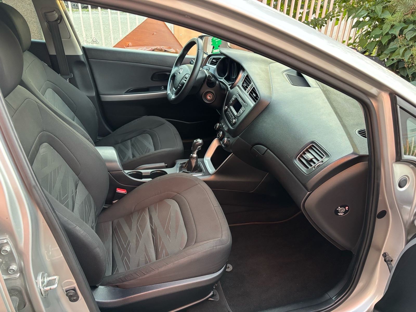 Kia Ceed Sportswagon 1.4 Crdi, Stanje 10/10, Održavana!, fotografija 14
