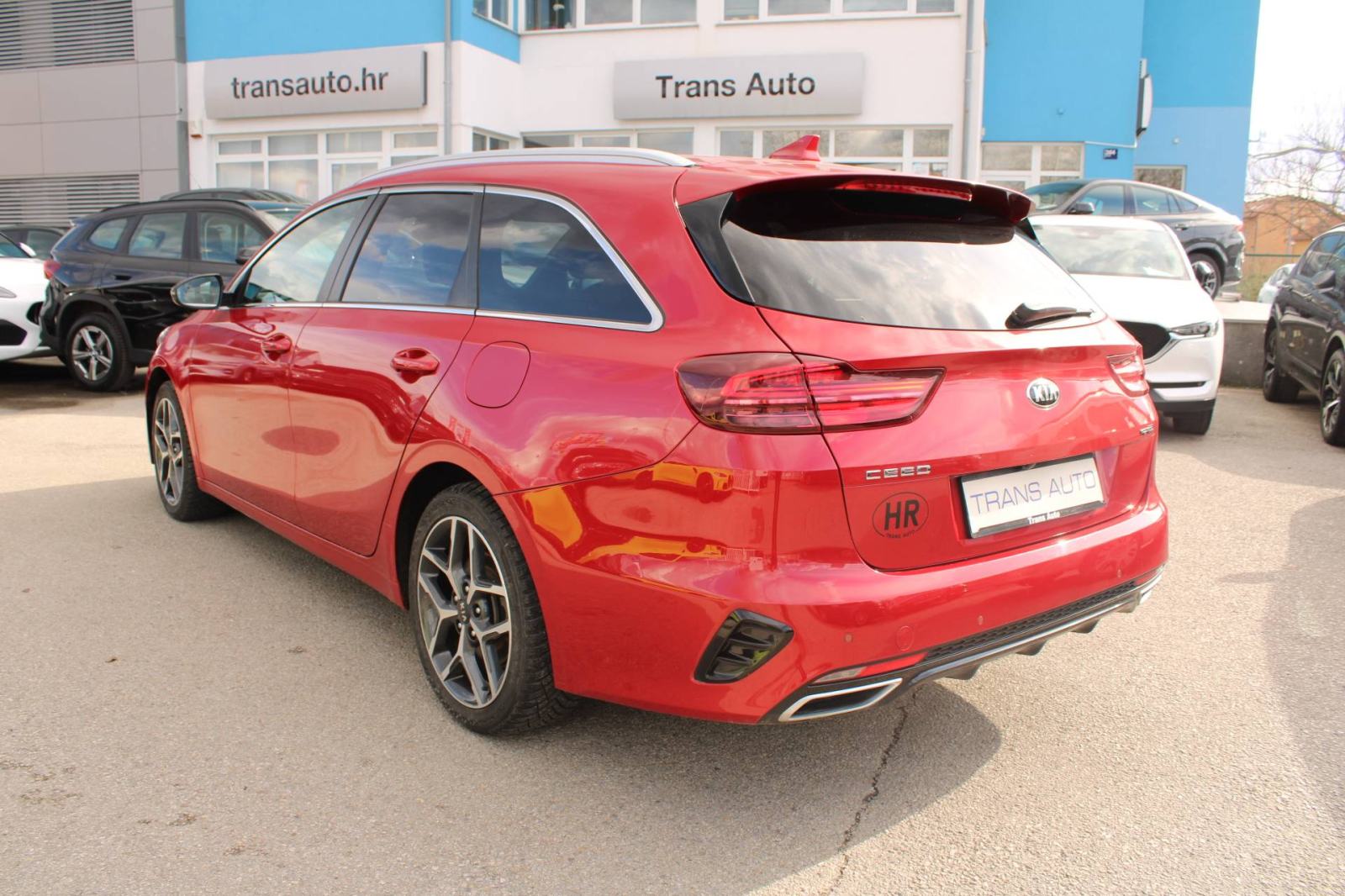 Kia Ceed Sportswagon 1.6 CRDi GT Line *LED, NAVIGACIJA, KMAERA*, fotografija 7