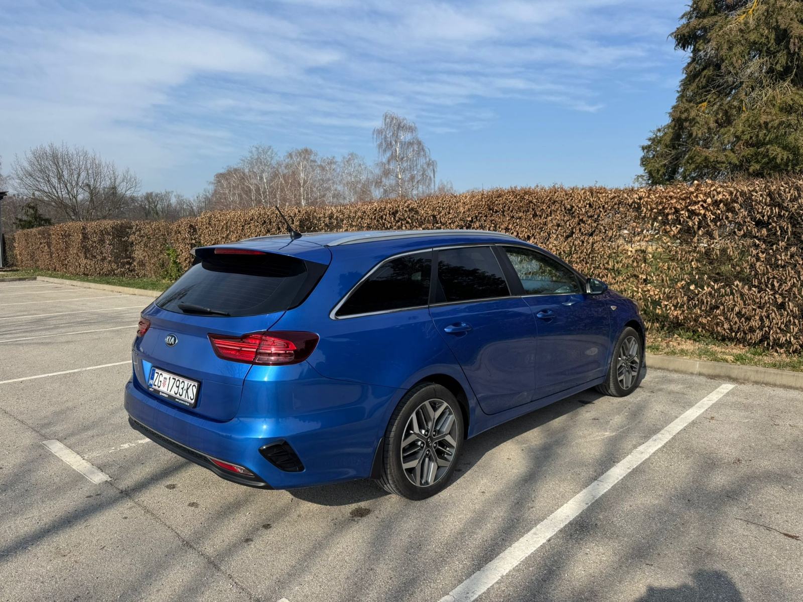 Kia Ceed Sportswagon 1,6crdi, odlična, fotografija 4