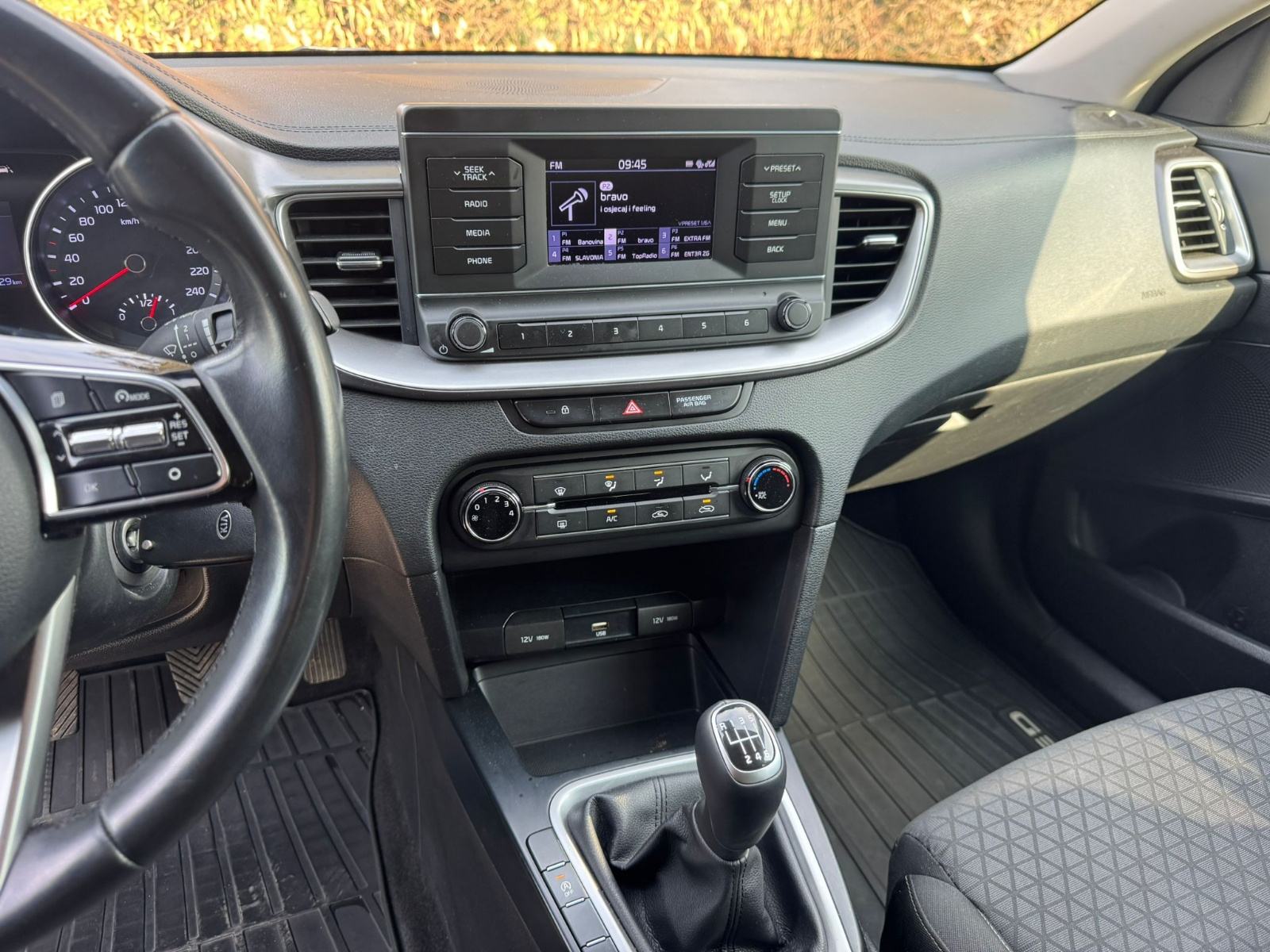 Kia Ceed Sportswagon 1,6crdi, odlična, fotografija 14