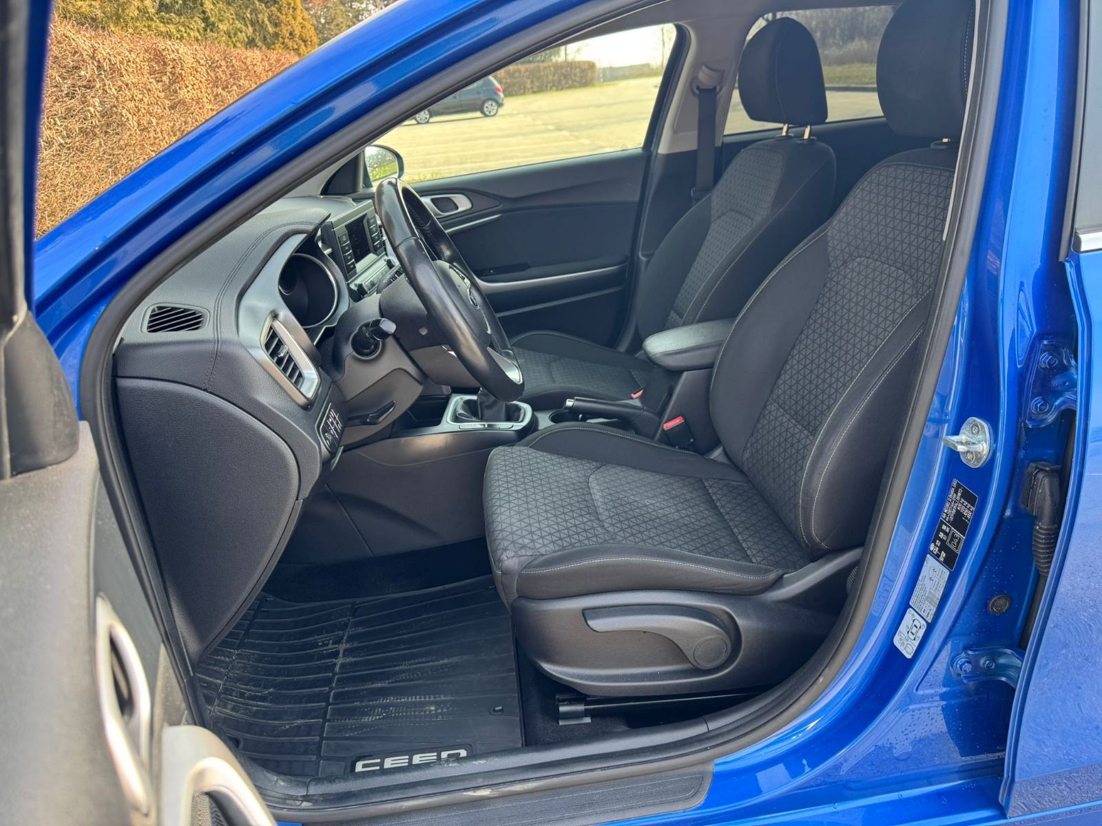 Kia Ceed Sportswagon 1,6crdi, odlična, fotografija 10