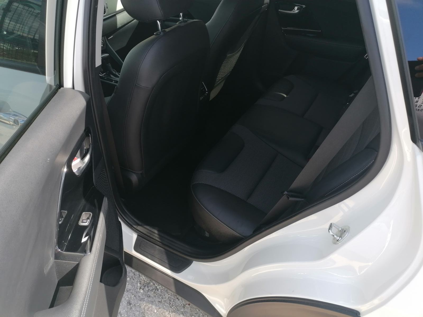 Kia Niro 1,6 HYBRID, fotografija 10