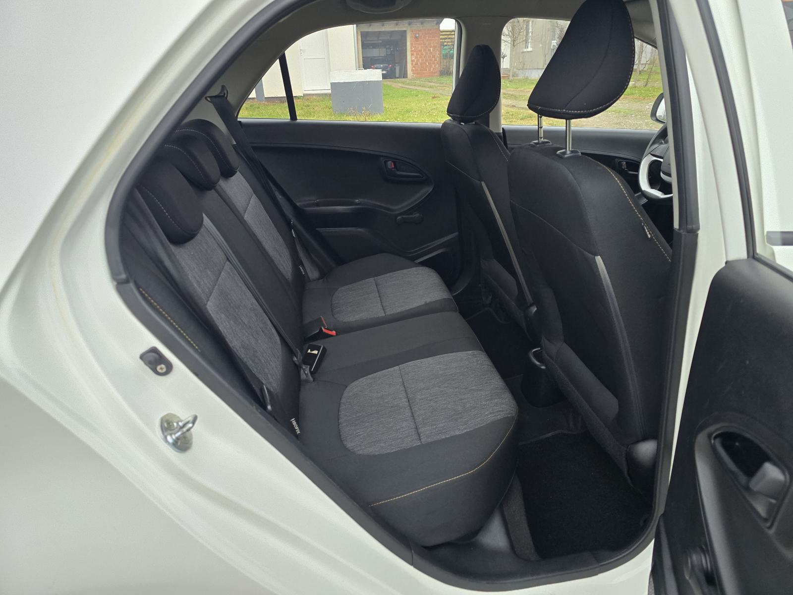 Kia Picanto 1,0 EX-2014god.mod-KLIMA-143tkm,1.vlasnica,media,KARTICE, fotografija 15
