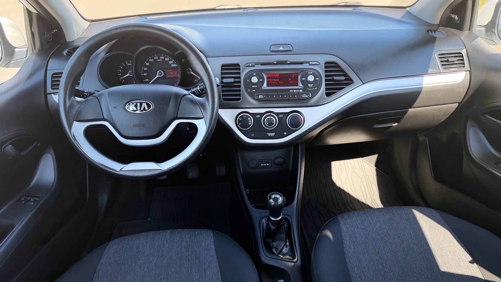Kia Picanto 1,0 EX, fotografija 10