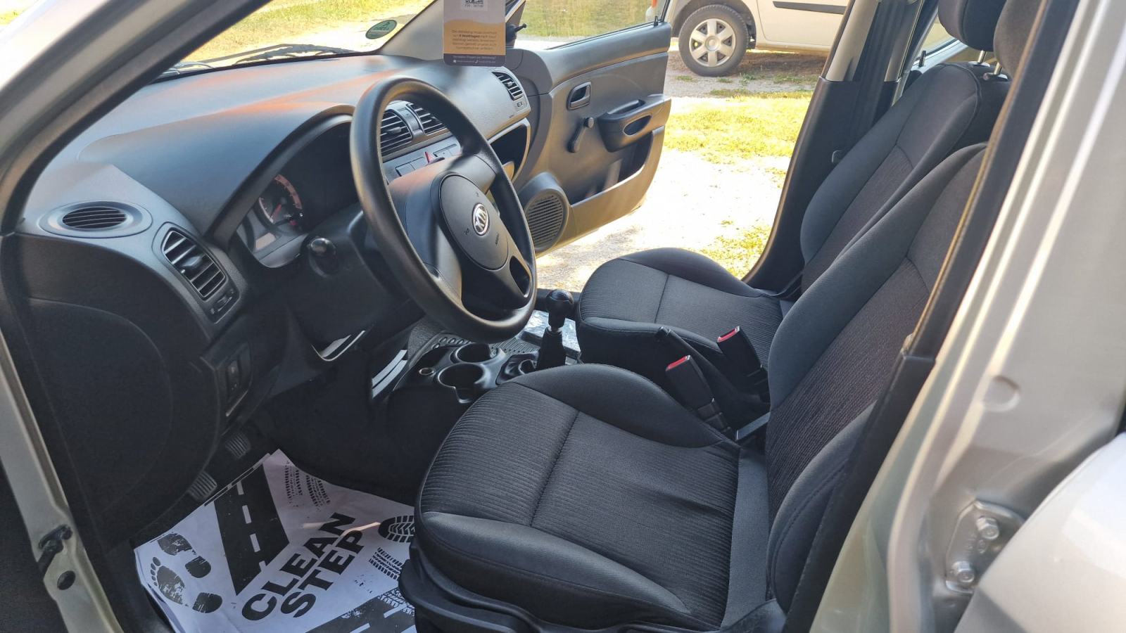 Kia Picanto 1.1 PUN TANK GORIVA I POMOĆ NA CESTI 1 GOD 56.000 KM, fotografija 11