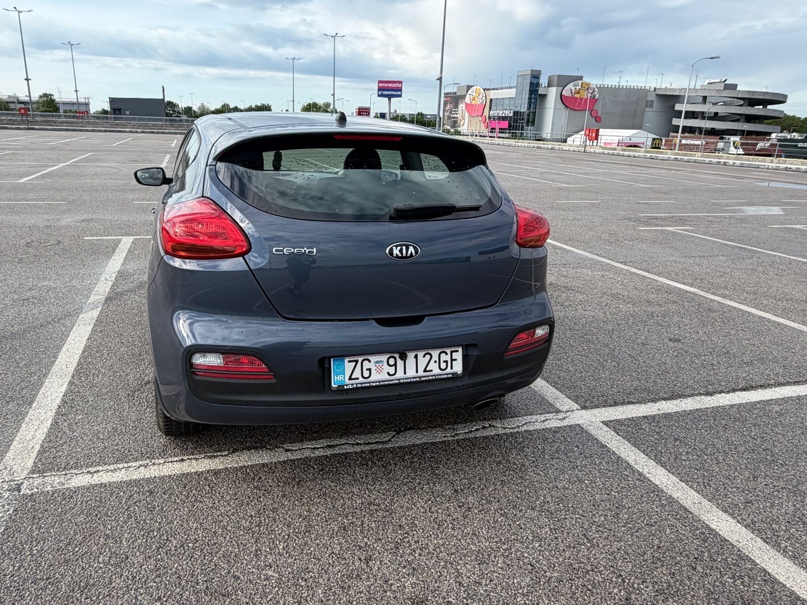 Kia ProCeed 1.4 | 2015. | 135.000 km | Registrirana do 05/2027., fotografija 7