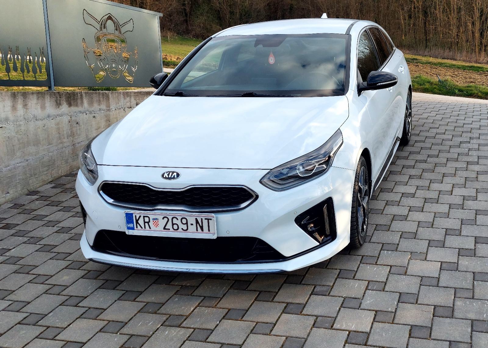 Kia Proceed 1,6CRDi automatik GT Line reg 02 2027god, fotografija 4