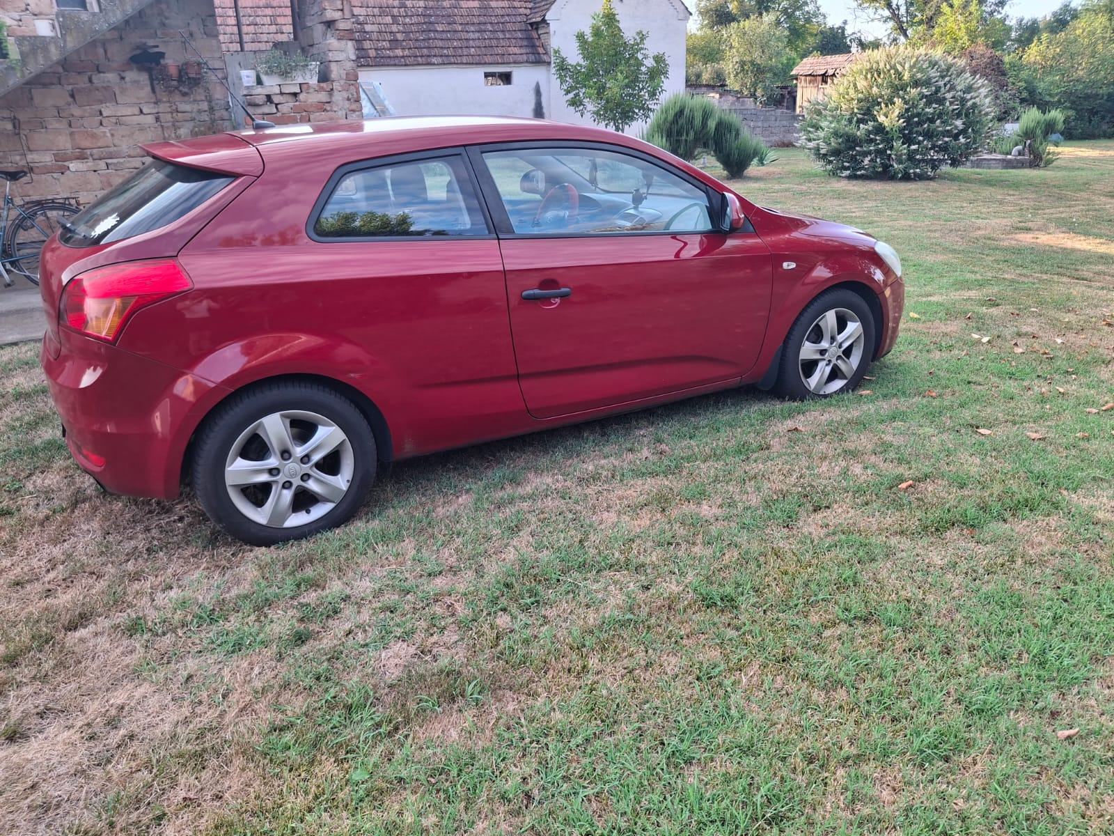 Kia Pro ceed 1,6 CRDi LX, fotografija 4