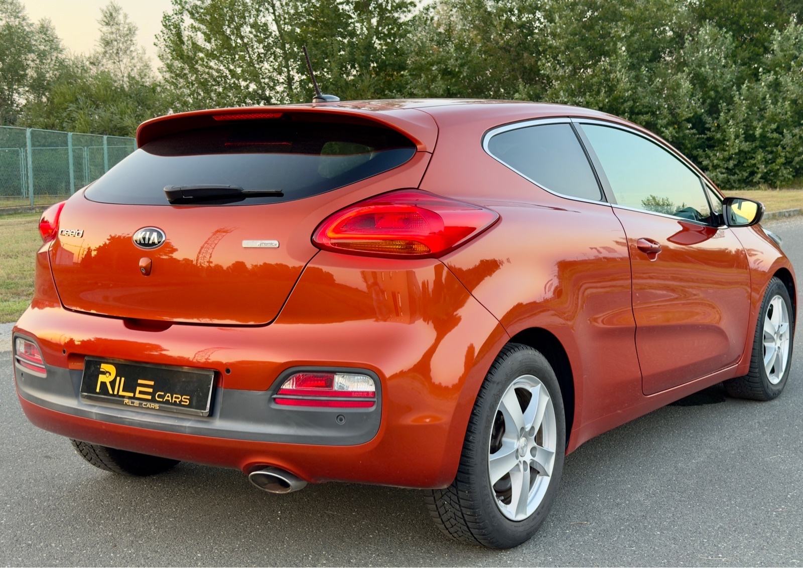 Kia Pro ceed 1,6 CRDi Platinum | NAVI | Kamera | PDC | TOP stanje!, fotografija 3