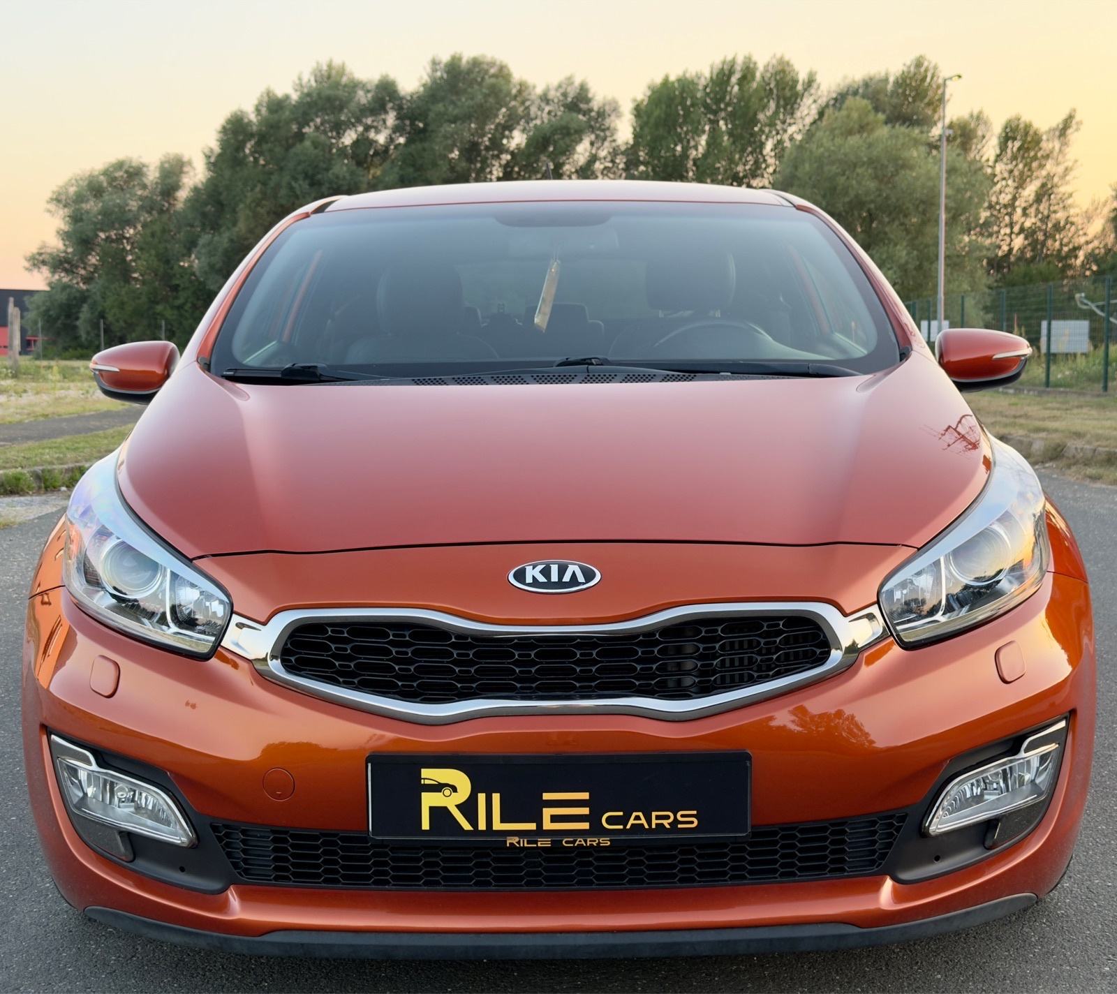 Kia Pro ceed 1,6 CRDi Platinum | NAVI | Kamera | PDC | TOP stanje!, fotografija 7
