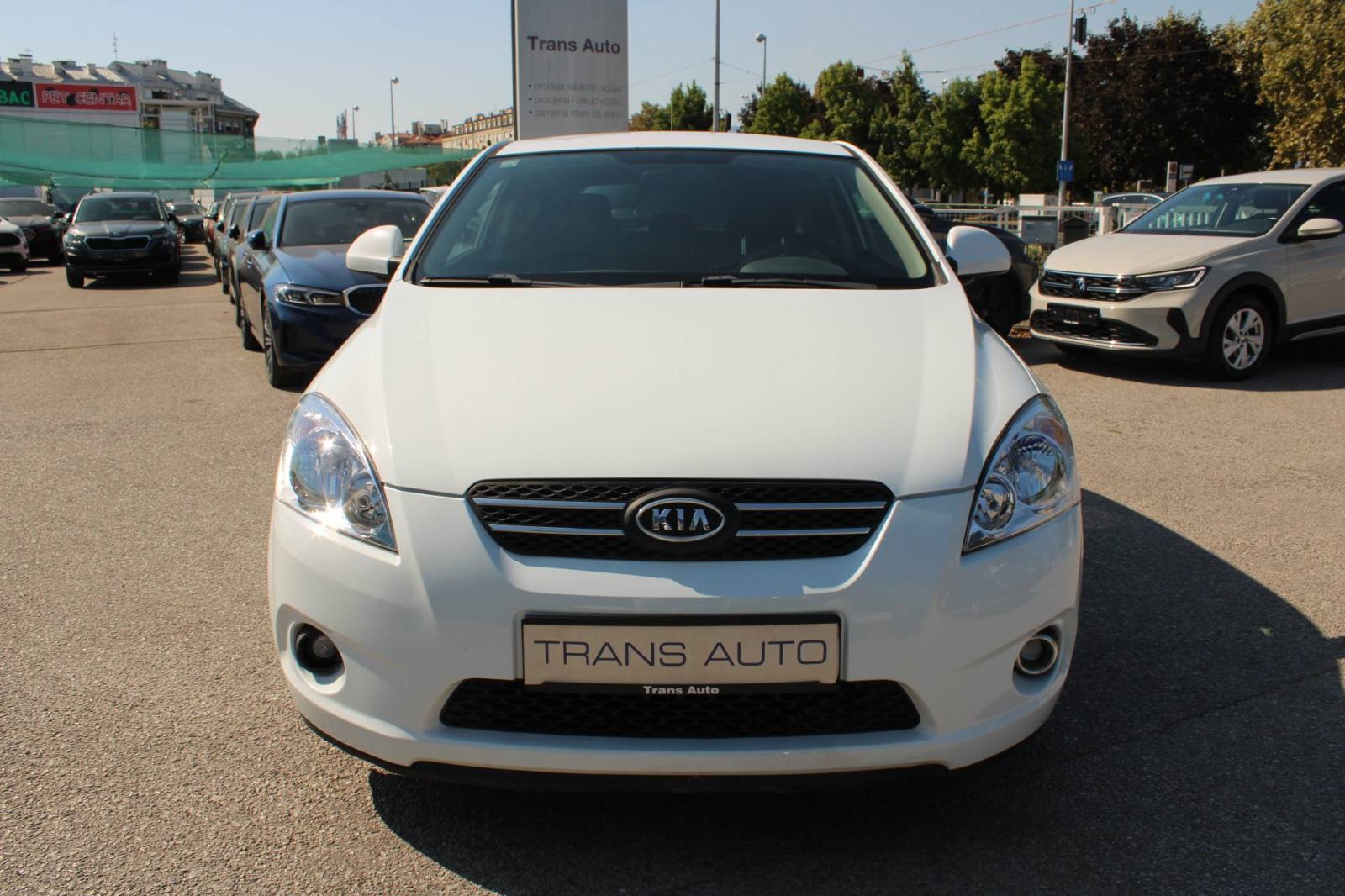 Kia Pro Ceed 1.6 CRDi, fotografija 2