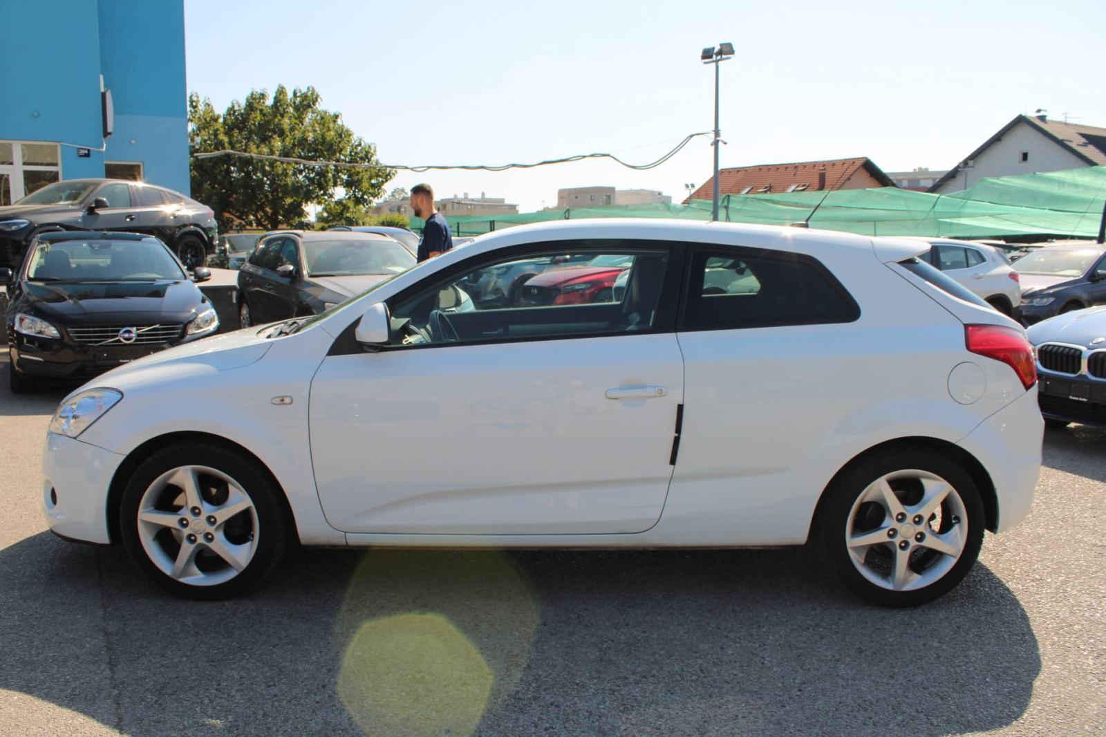 Kia Pro Ceed 1.6 CRDi, fotografija 8