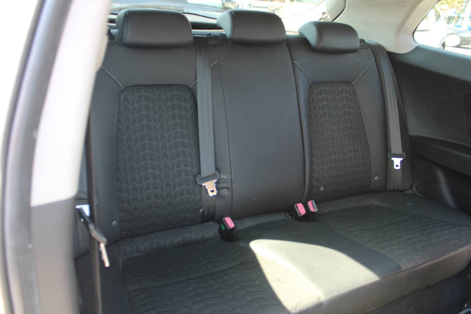 Kia Pro Ceed 1.6 CRDi, fotografija 11