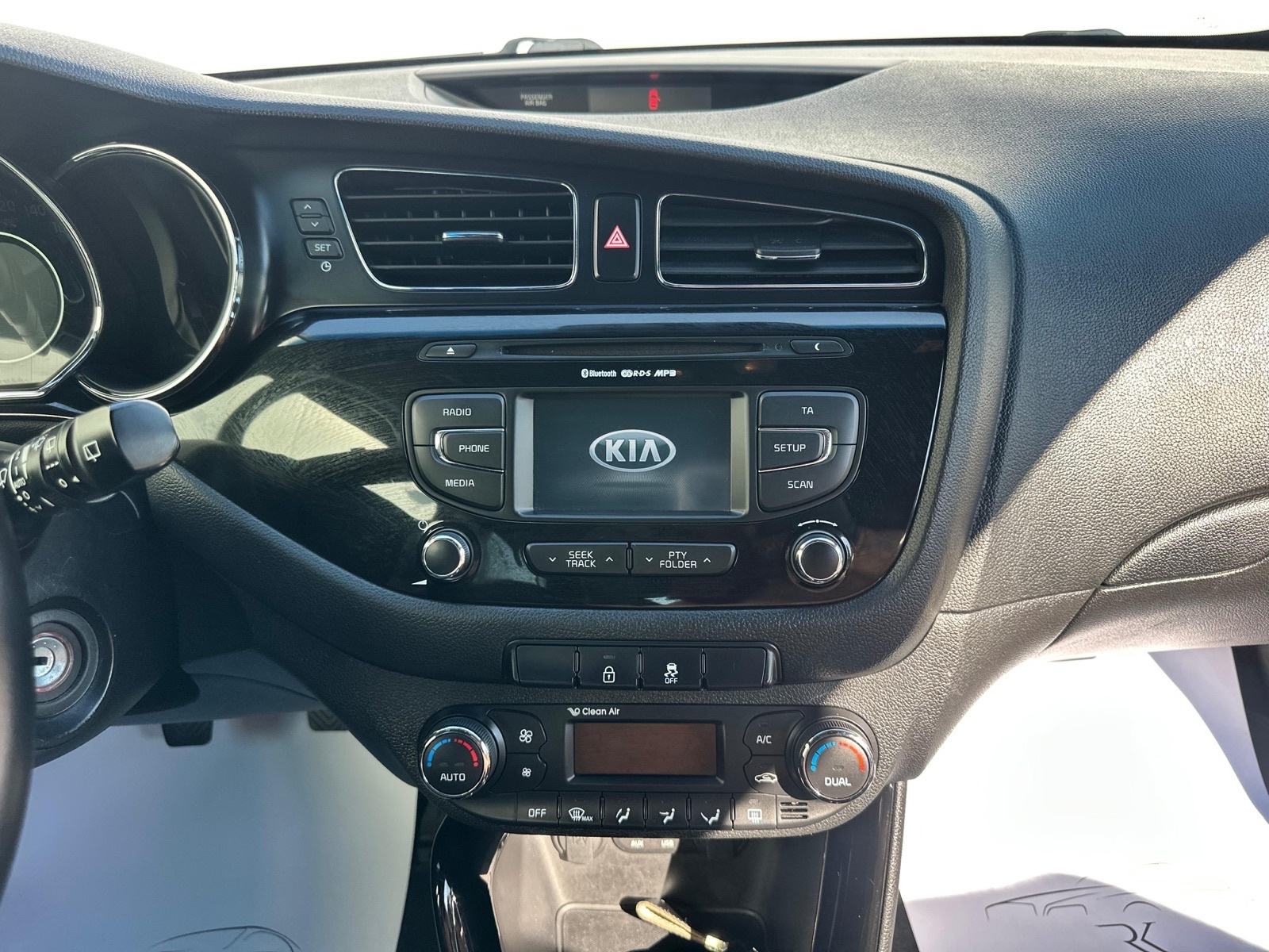 Kia Proceed 1,6 crdi PREMIUM 130ks *navigacija *full oprema *6 brzina, fotografija 10