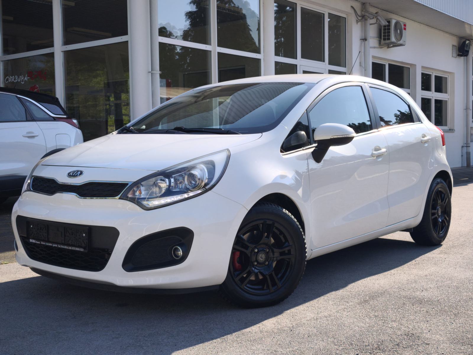 Kia Rio 1,1 CRDi 6 BRZINA PARK SENZORI TEMPOMAT BLUETOOTH LED, fotografija 5