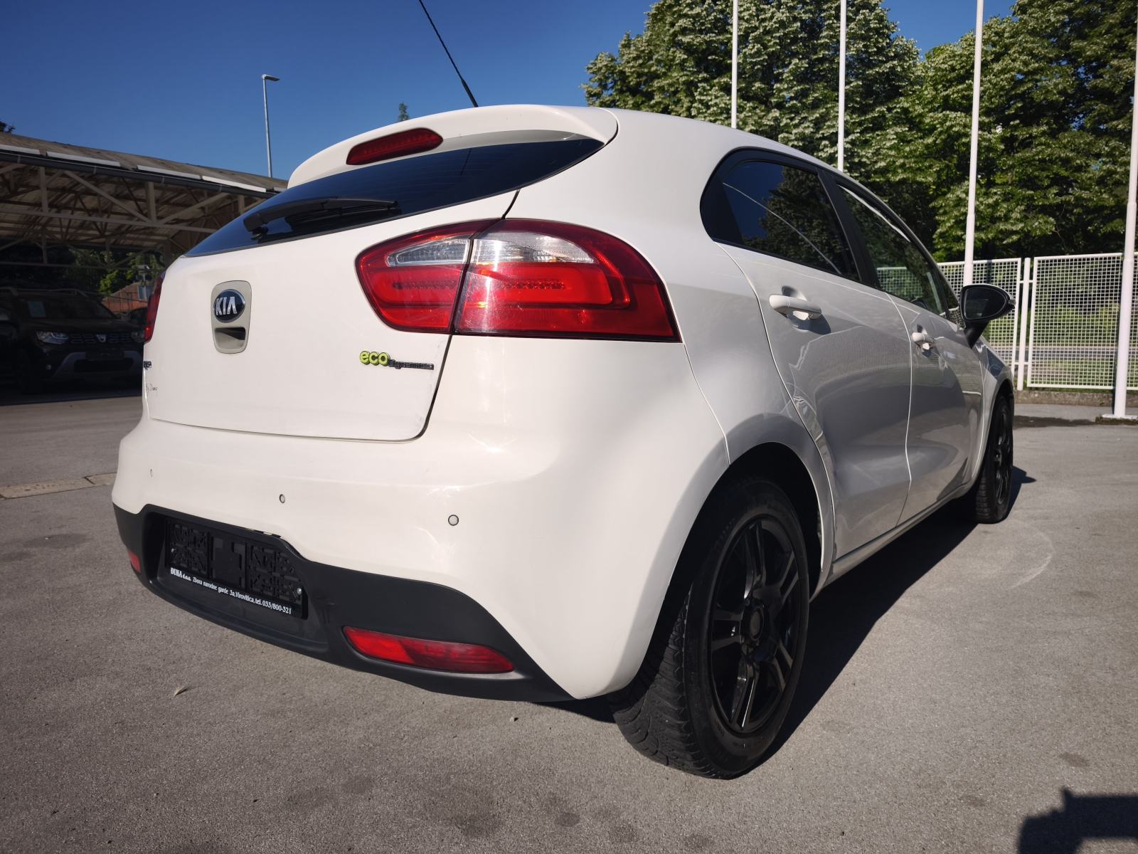 Kia Rio 1,1 CRDi 6 BRZINA PARK SENZORI TEMPOMAT BLUETOOTH LED, fotografija 12