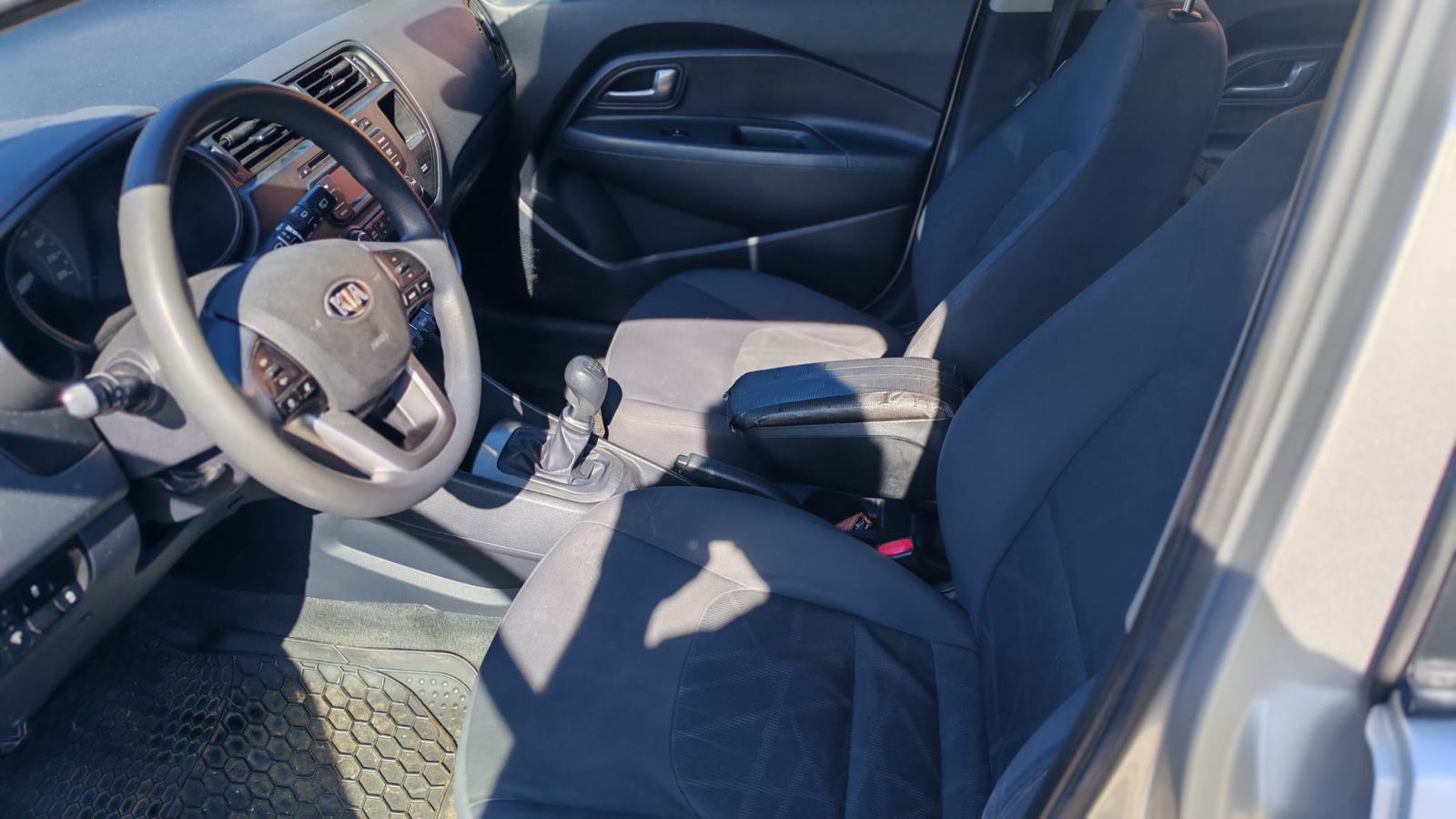 Kia Rio 1,1 CRDi EX eco, fotografija 7