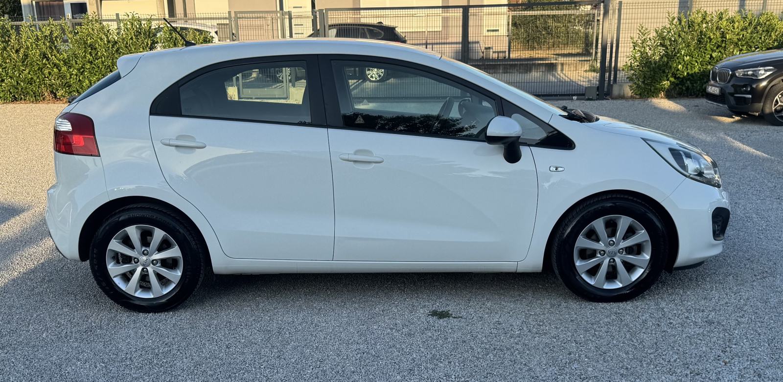 Kia Rio 1,2 Benzinac = 146 000 km = Kupljen nov u HR, fotografija 7