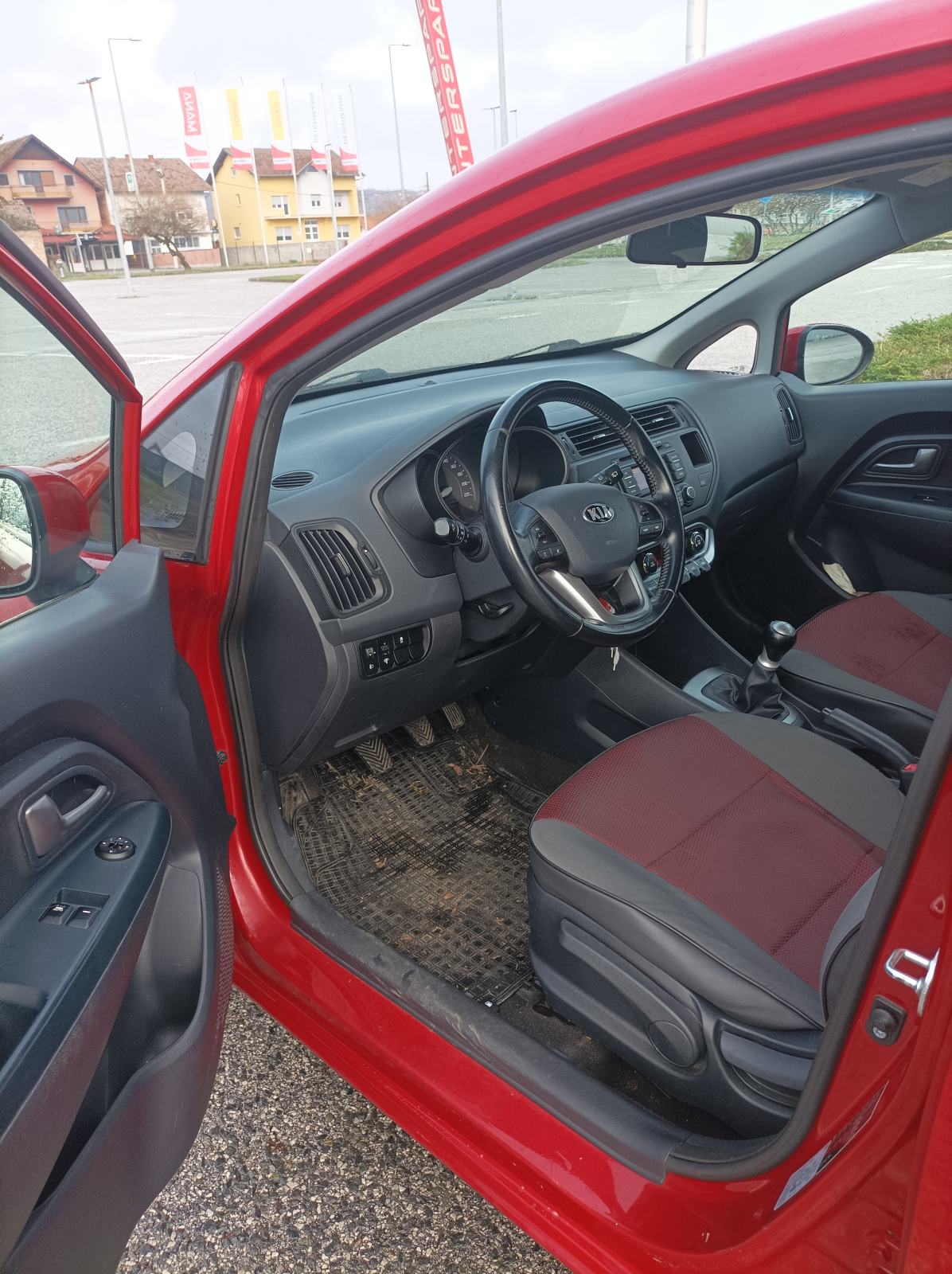 Kia Rio 1,2 EX, fotografija 12