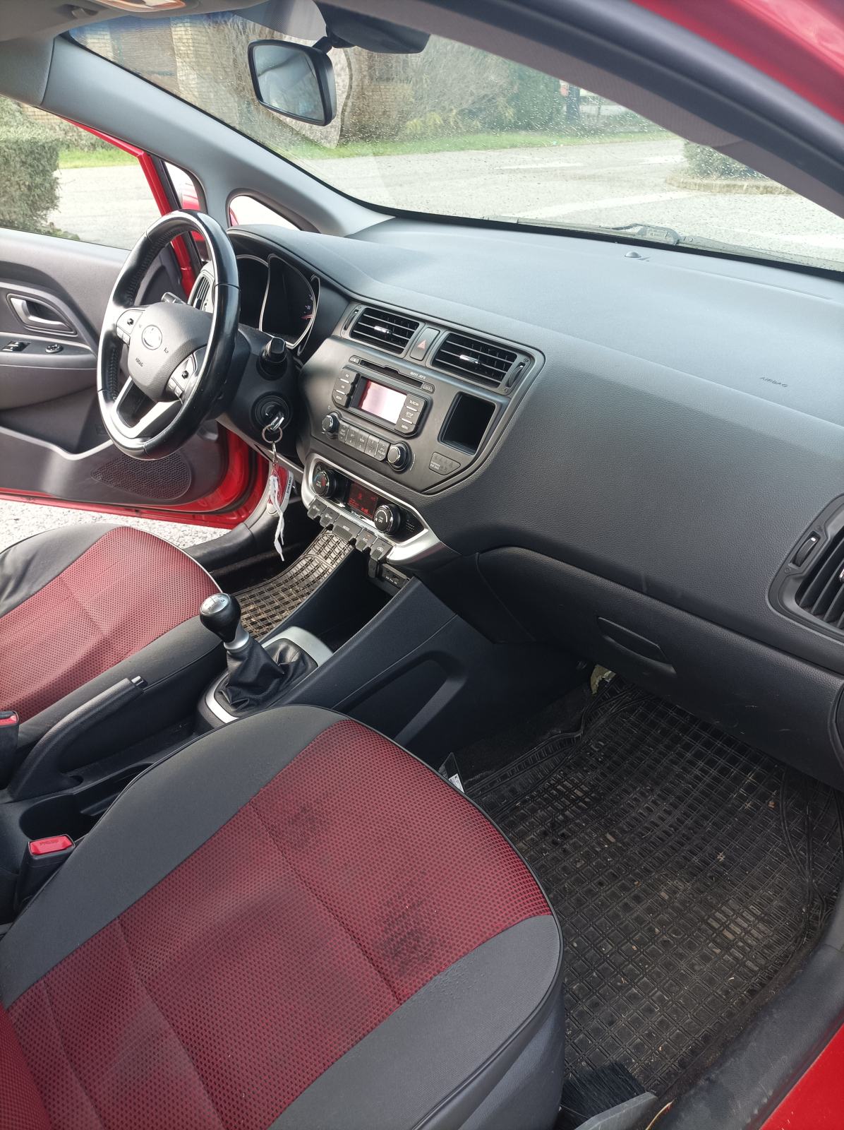 Kia Rio 1,2 EX, fotografija 11