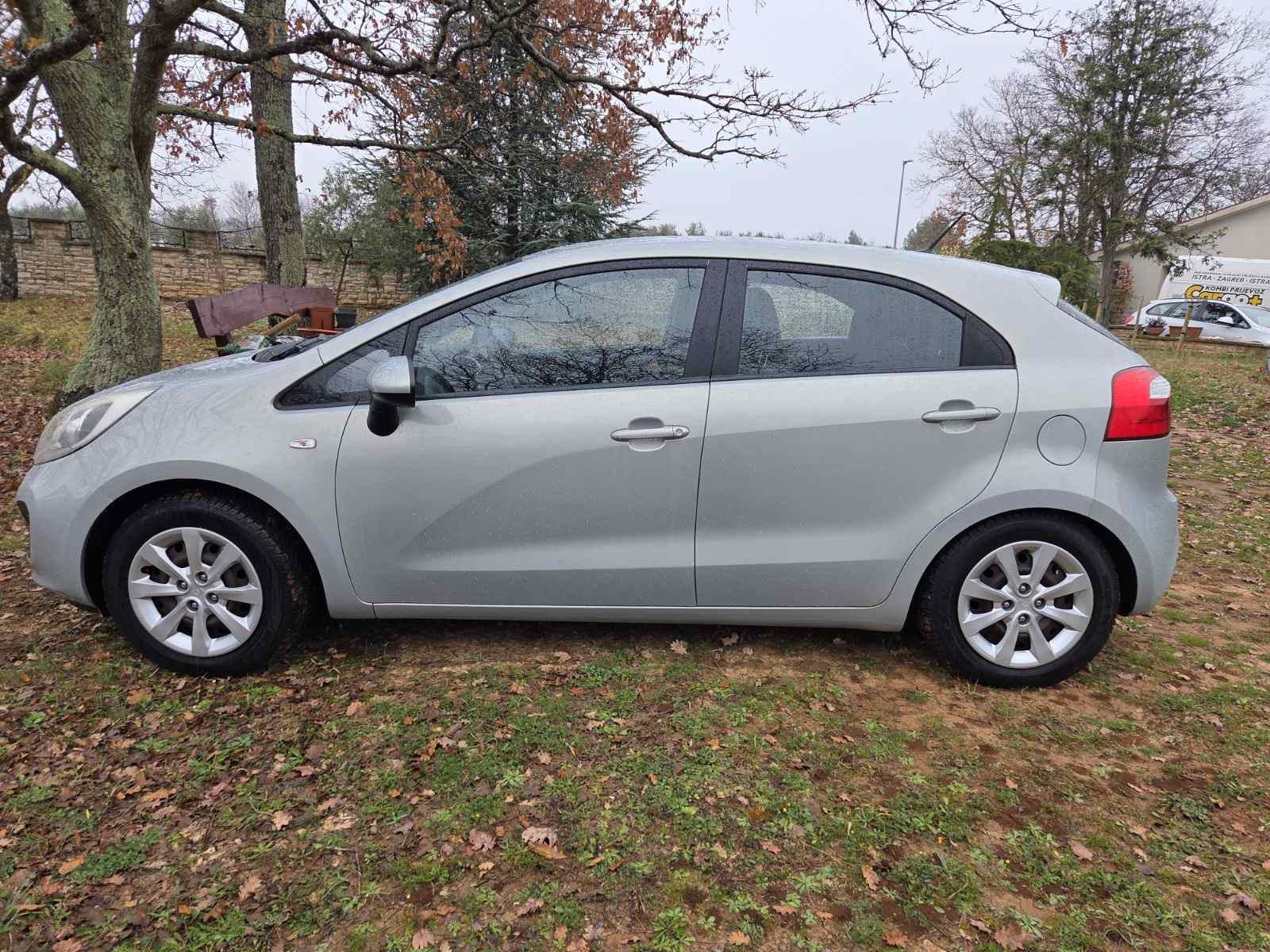Kia Rio 1,2 EX, fotografija 2