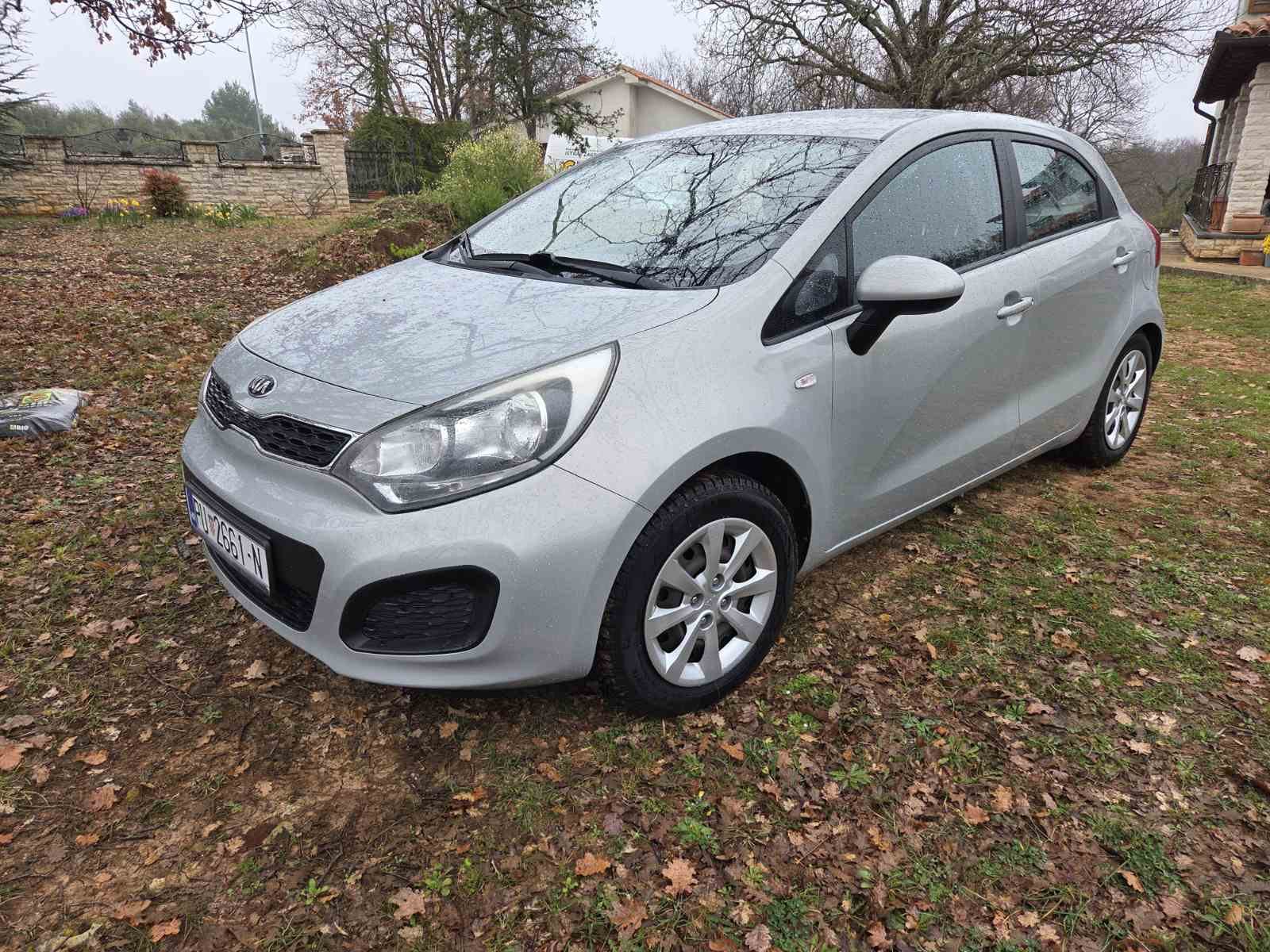 Kia Rio 1,2 EX, fotografija 4