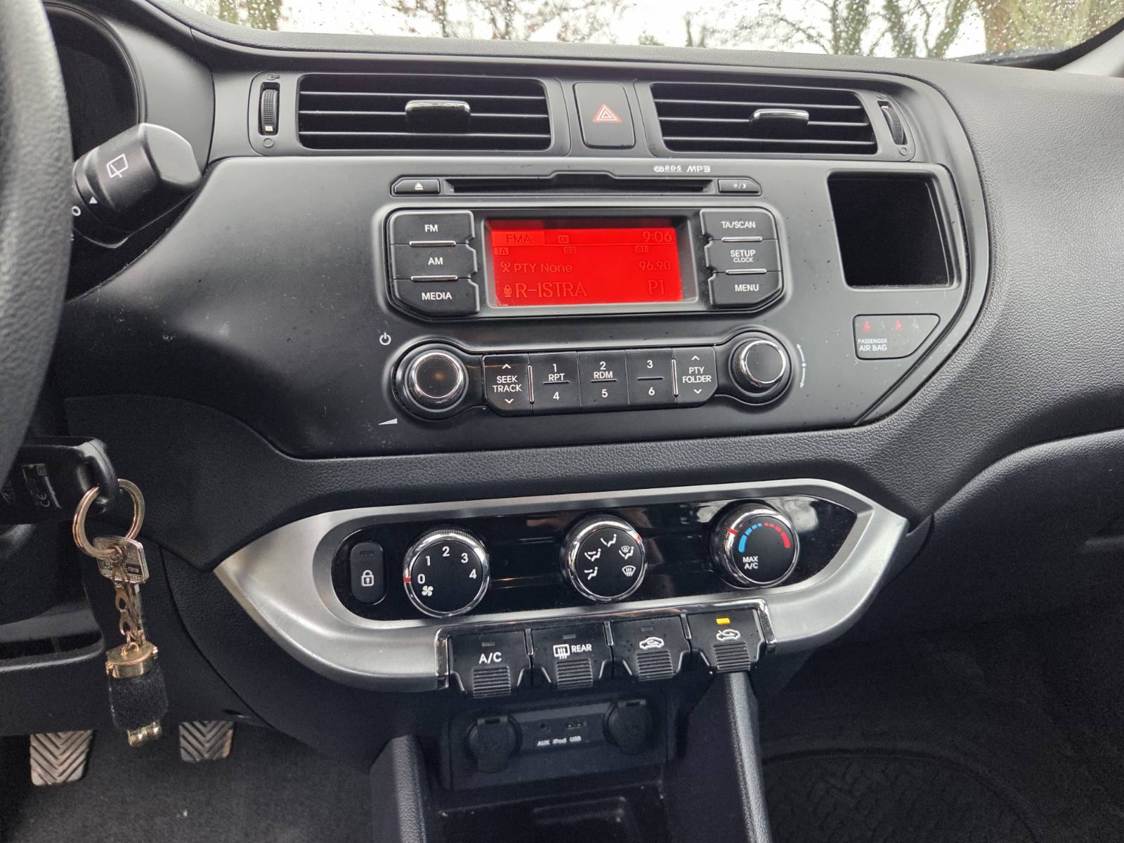 Kia Rio 1,2 EX, fotografija 5