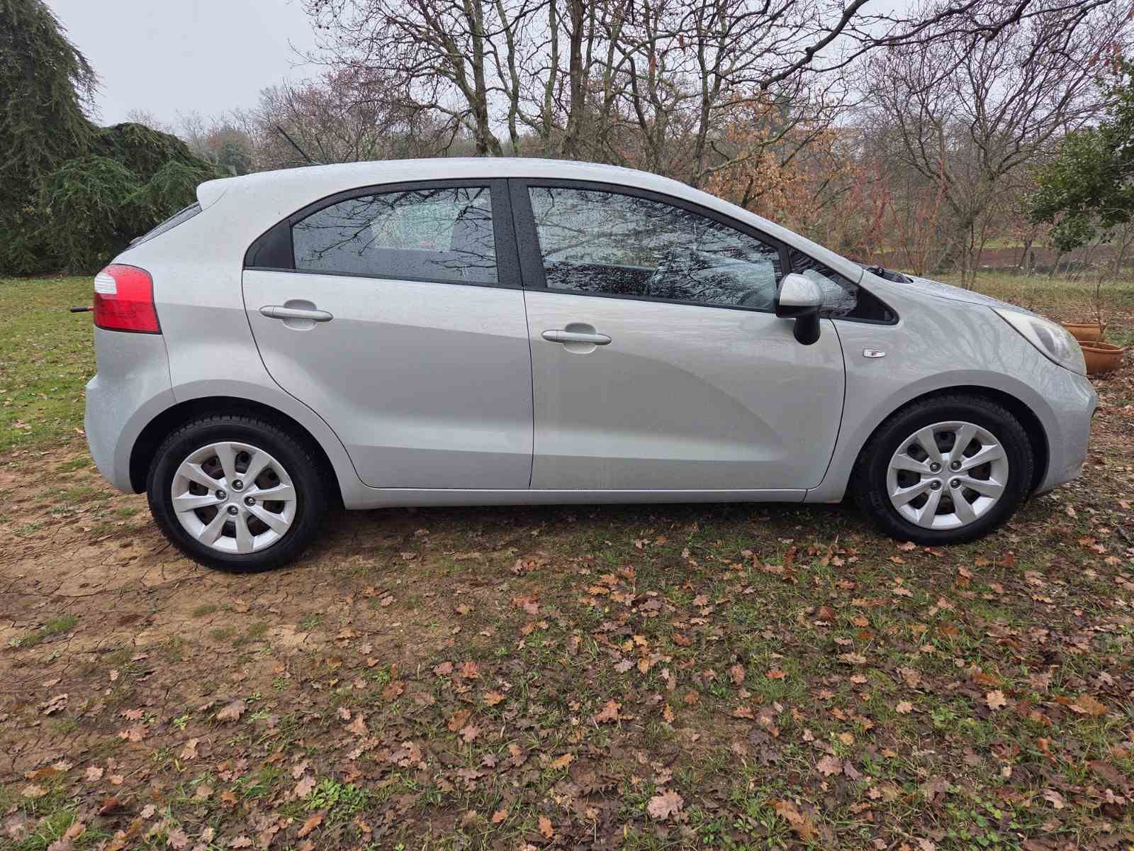 Kia Rio 1,2 EX, fotografija 11