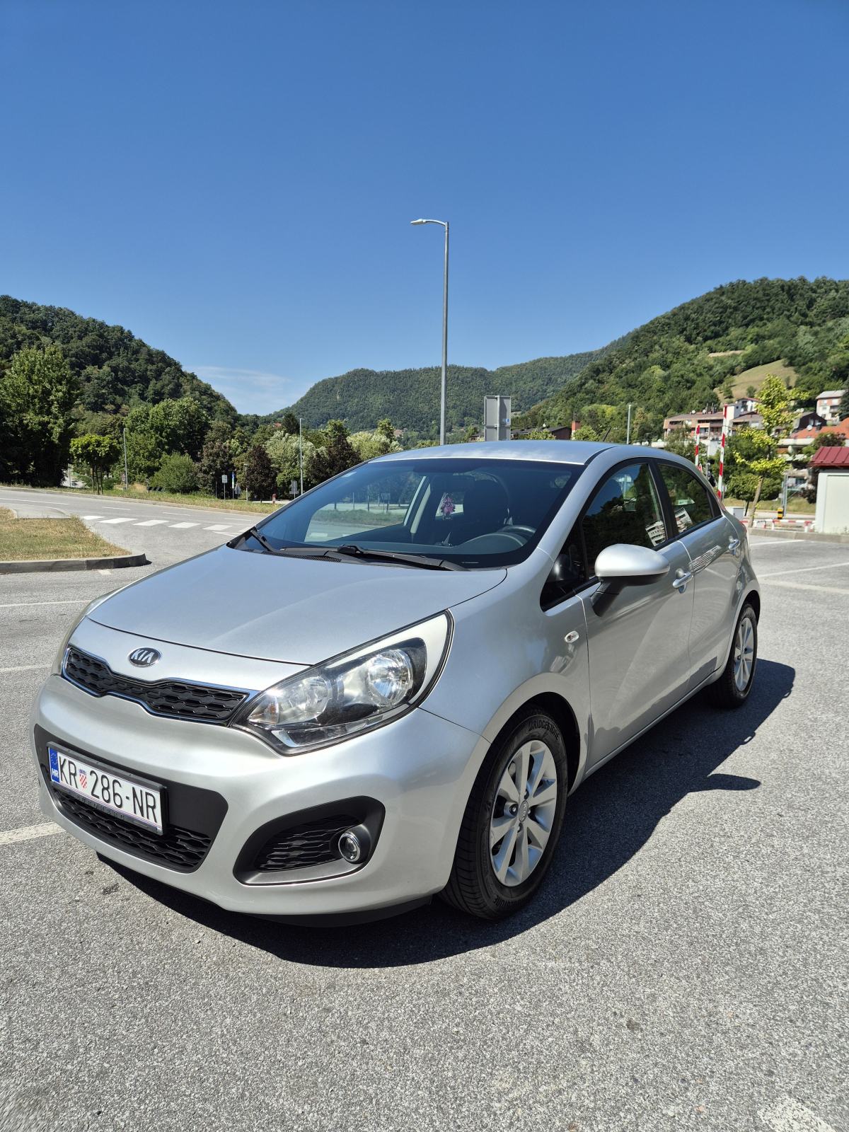Kia Rio 1,2 EX, fotografija 1