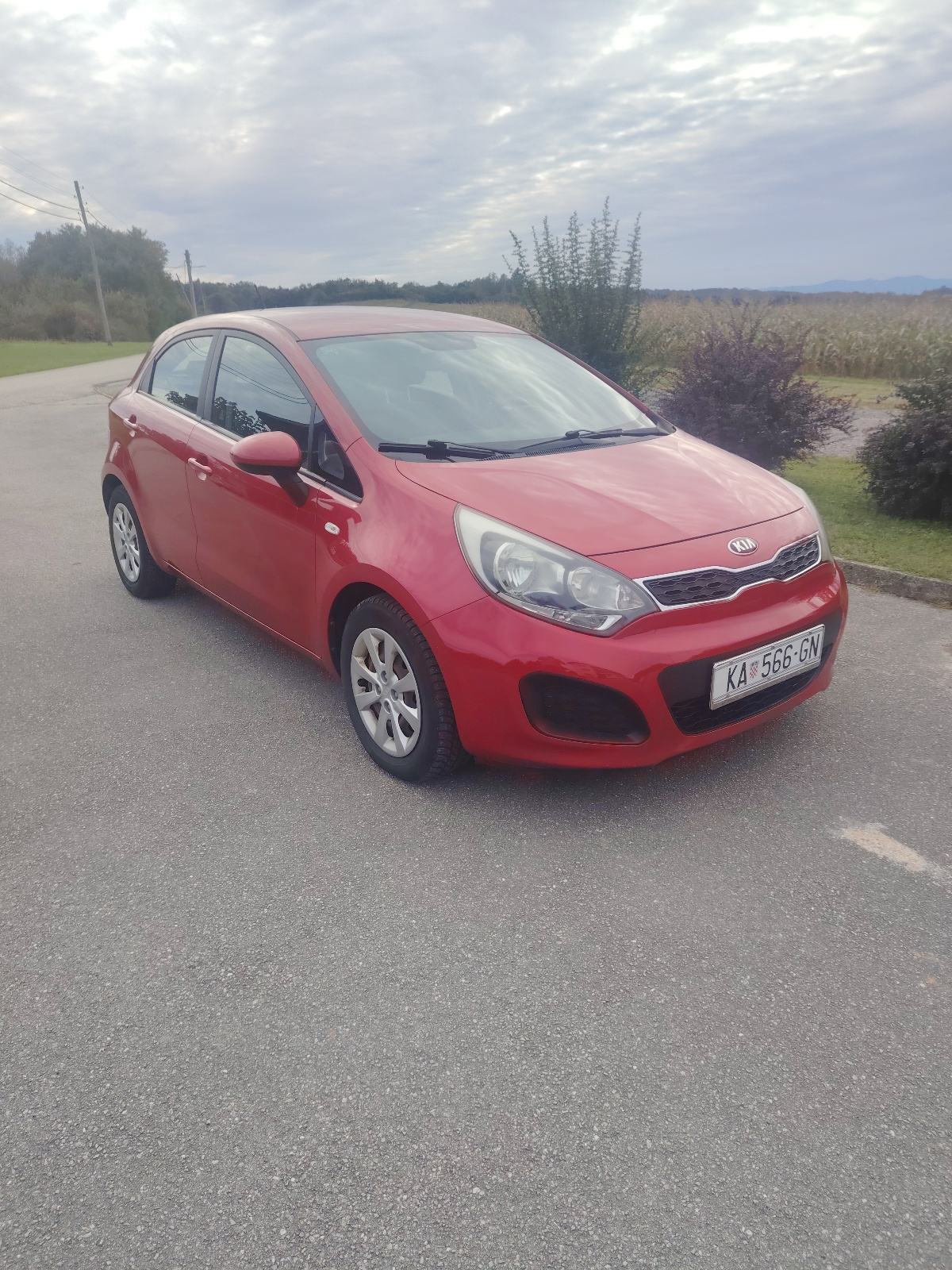 Kia Rio 1,2 EX, fotografija 2