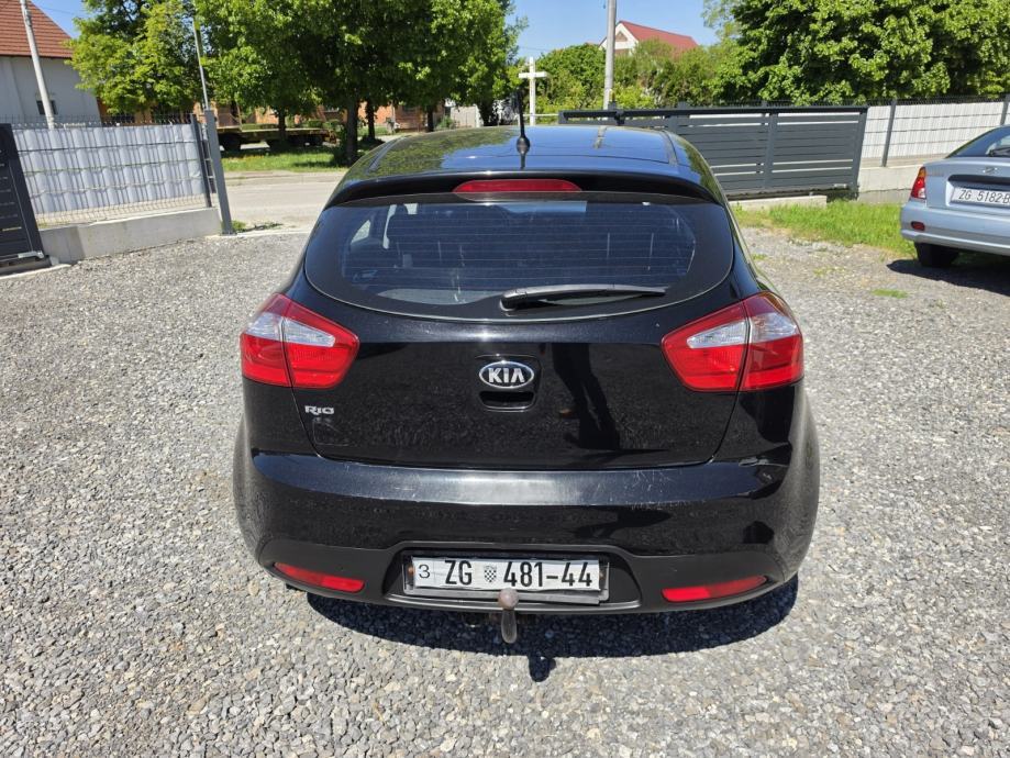 Kia Rio 1,2 EX, fotografija 12
