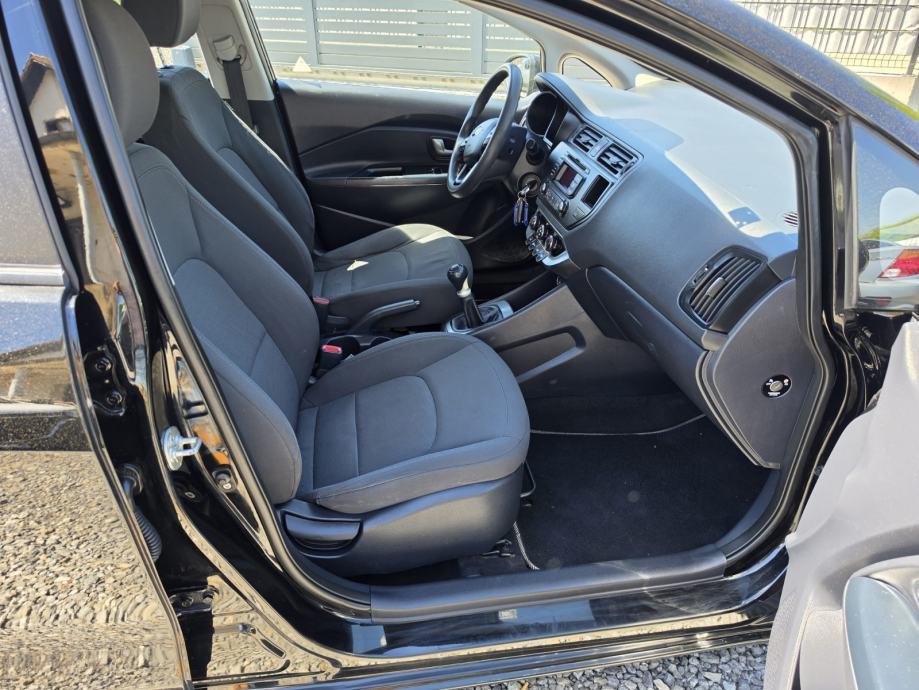 Kia Rio 1,2 EX, fotografija 10