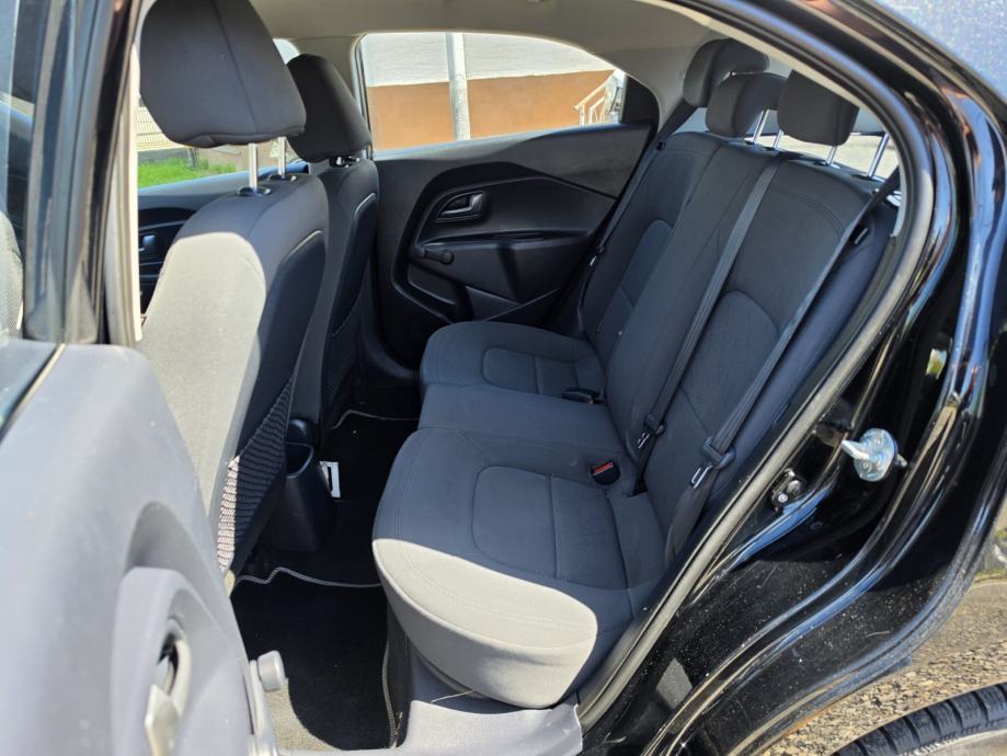 Kia Rio 1,2 EX, fotografija 9