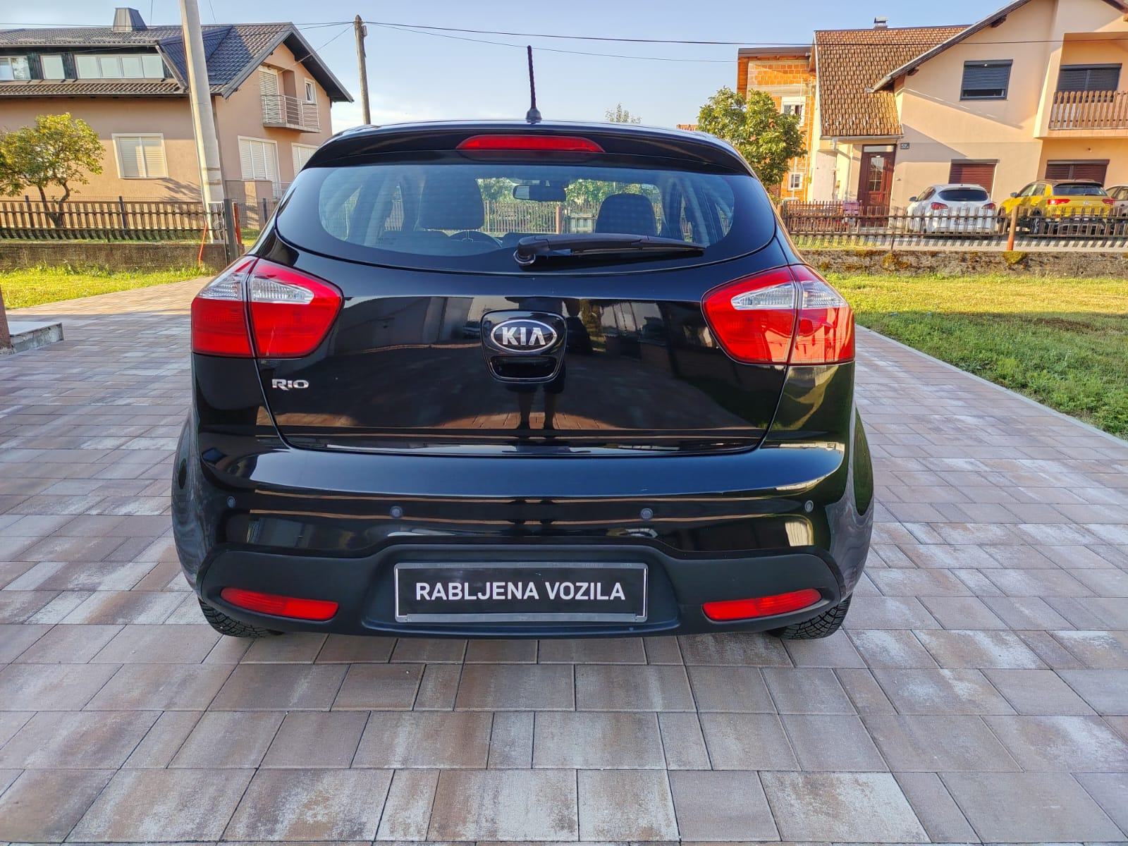 Kia Rio 1,2 EX **KLIMA-AUTOM** PARK-SENZORI **KREDIT-KARTICE, fotografija 6