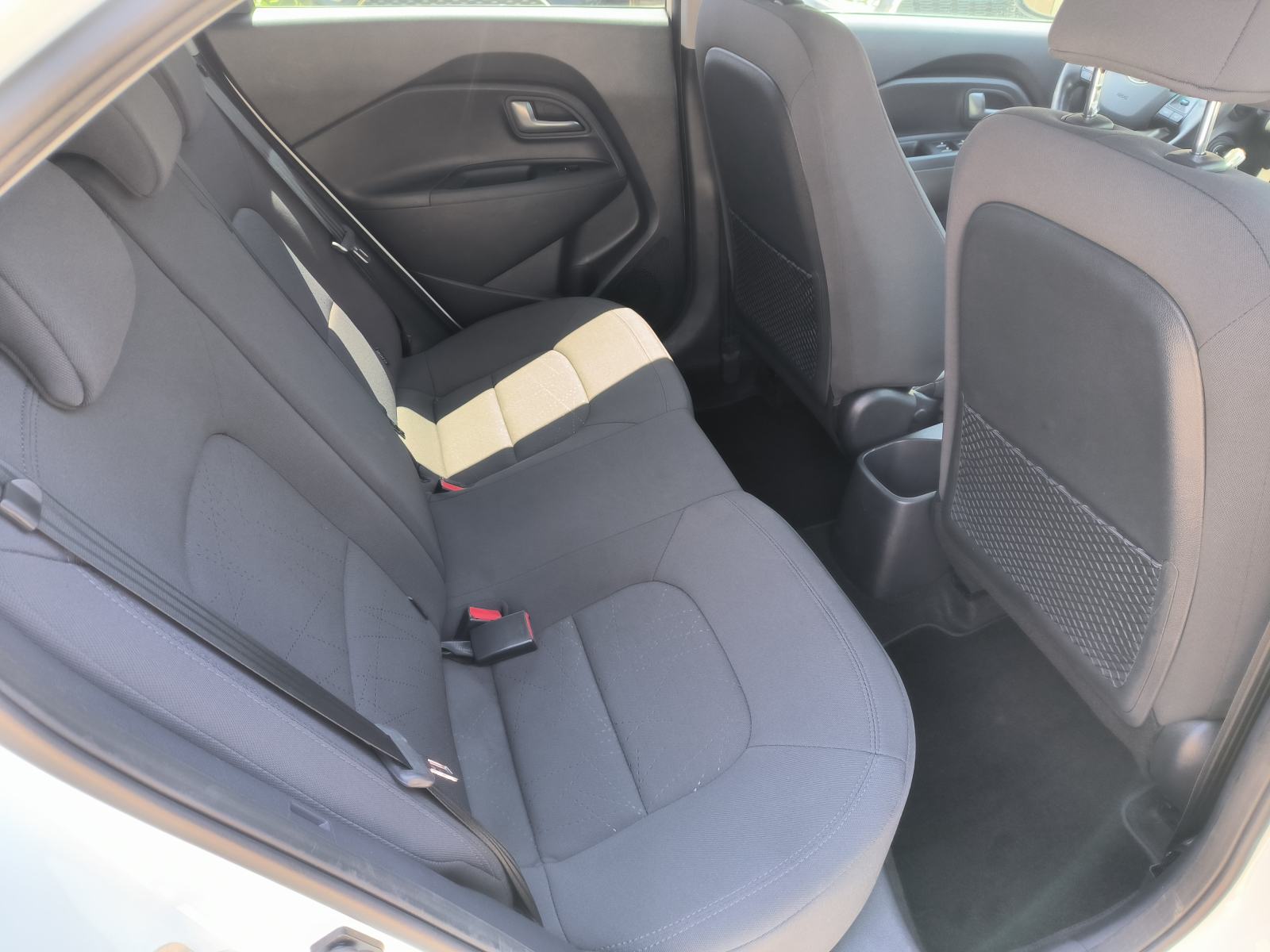 Kia Rio 1,2 FIFA CUP EDITION, SERVISNA, JAMSTVO, REG. 1 GODINU, fotografija 15
