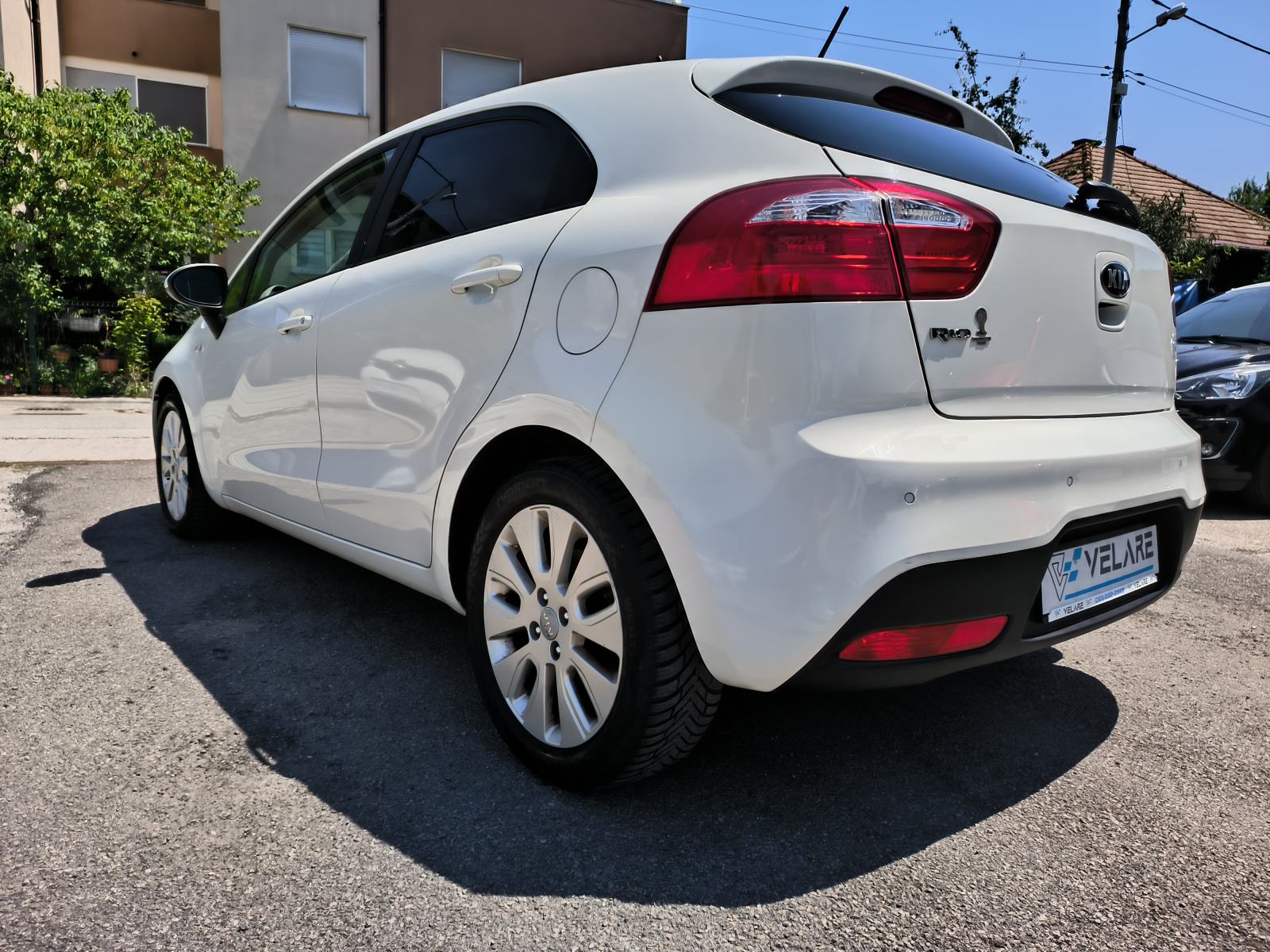 Kia Rio 1,2 FIFA CUP EDITION, SERVISNA, JAMSTVO, REG. 1 GODINU, fotografija 7