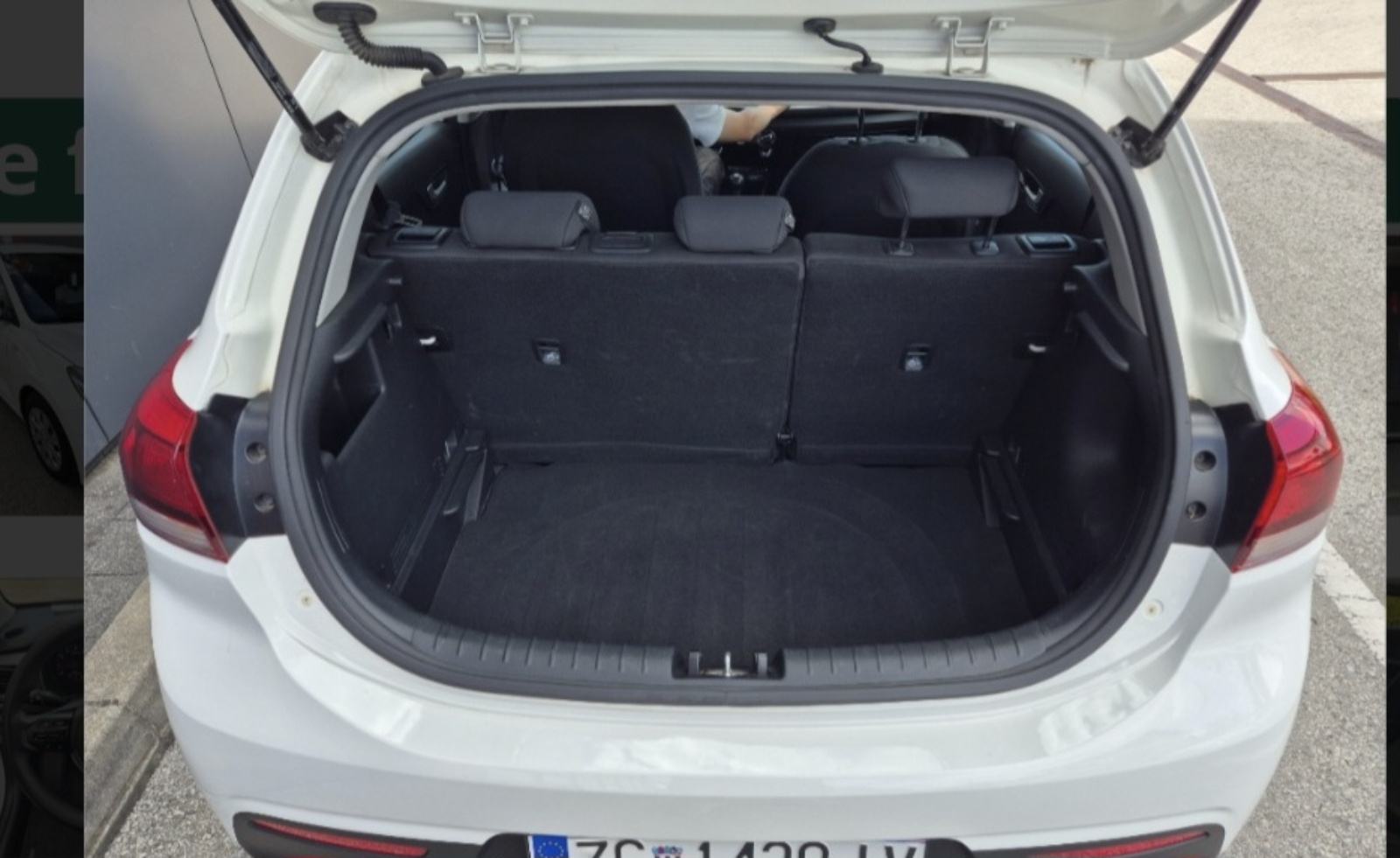 Kia Rio 1.2 LX Urban Hr vozilo 1Vl., fotografija 10