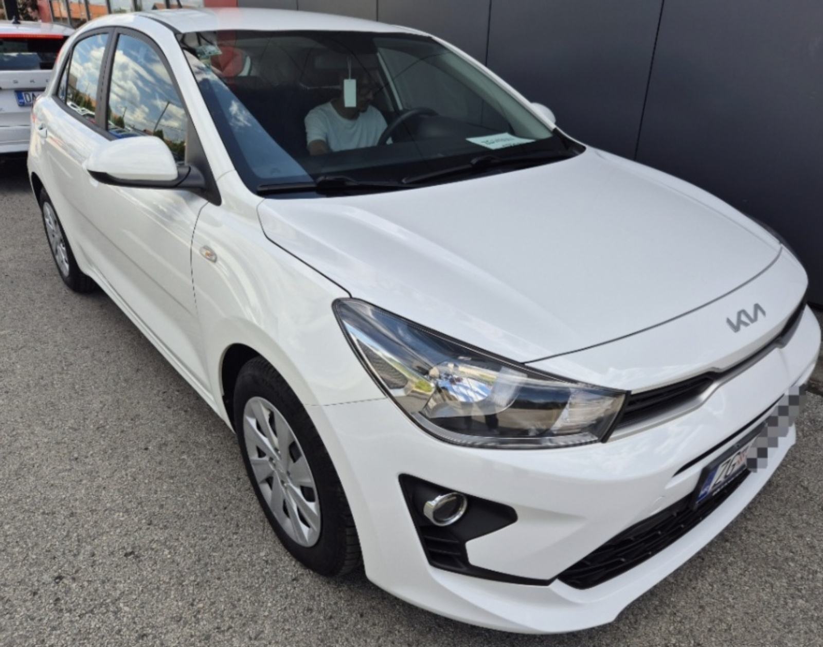 Kia Rio 1.2 LX Urban Hr vozilo 1Vl., fotografija 2