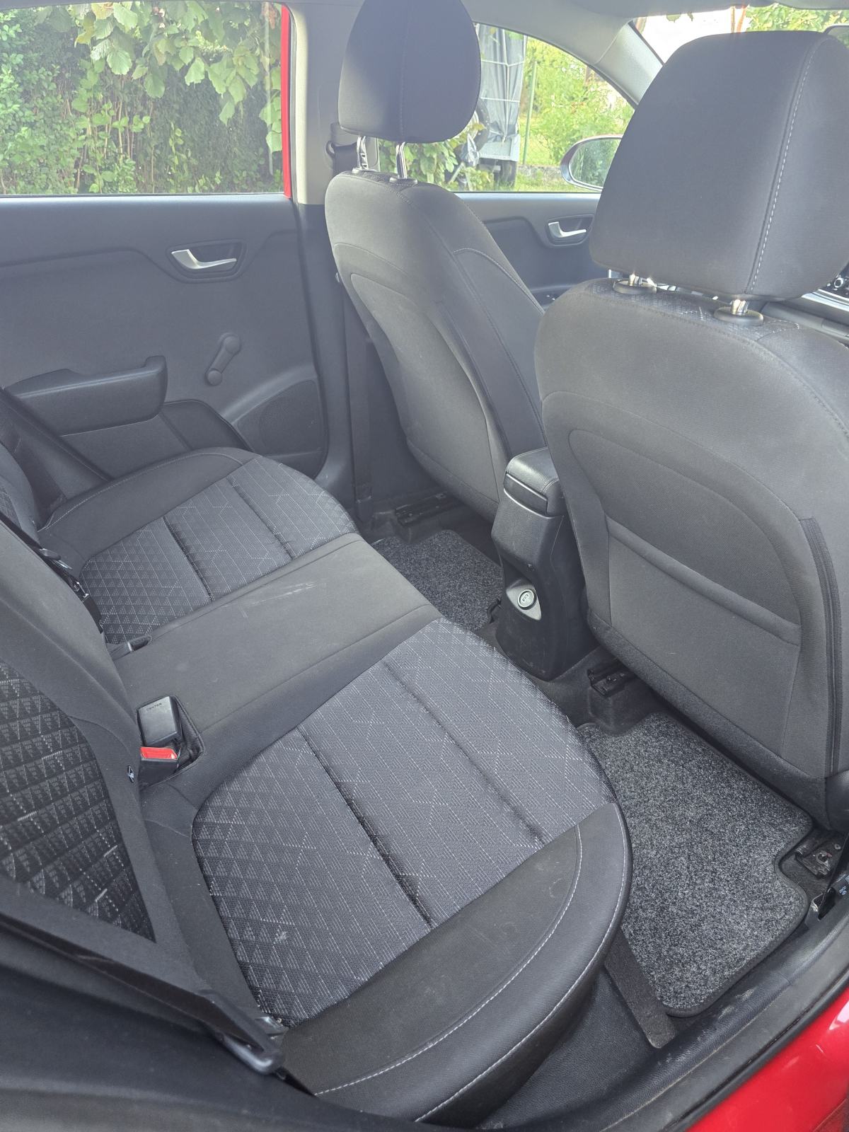 Kia Rio 1.2, fotografija 7