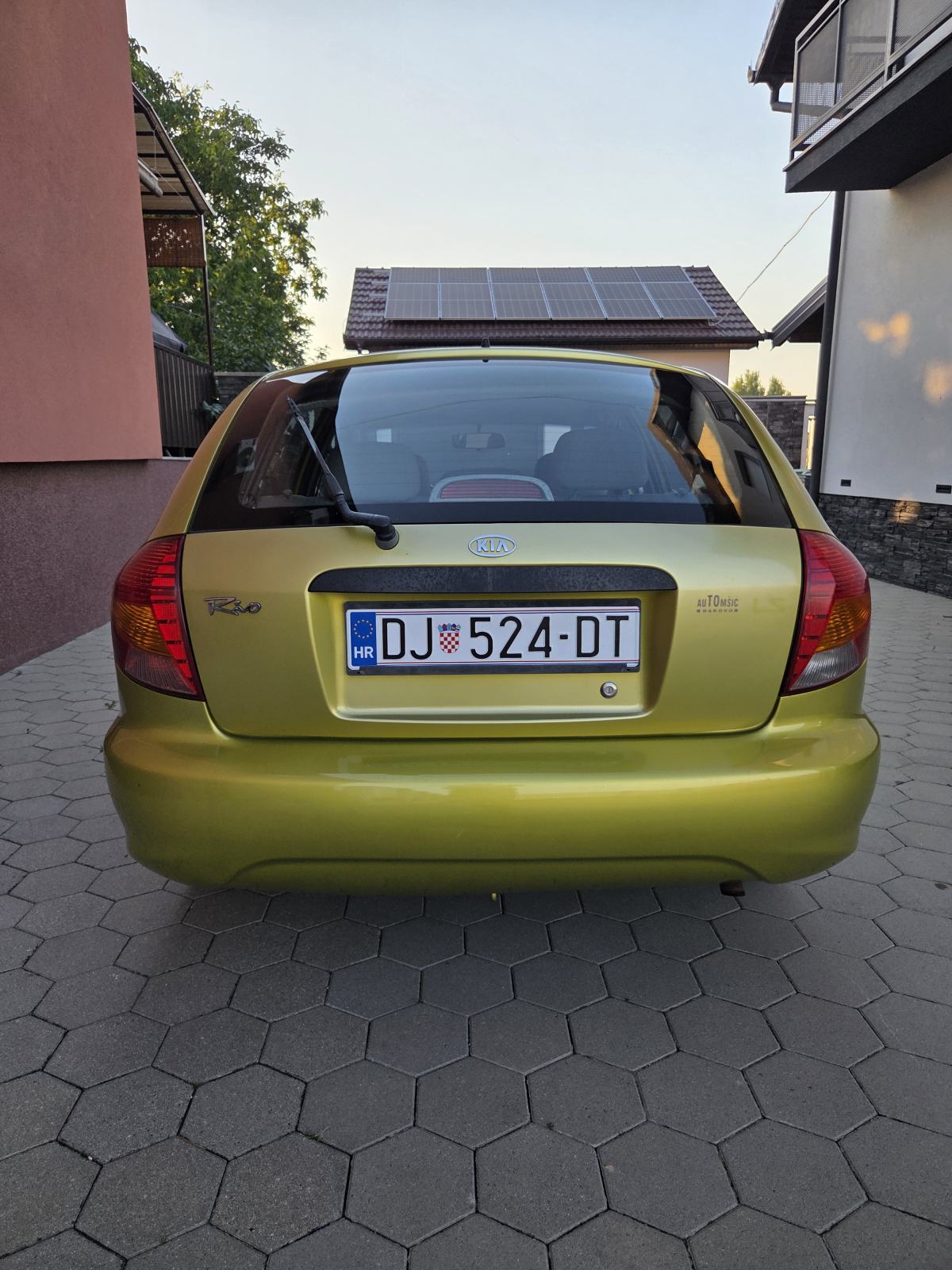 Kia Rio 1,3, fotografija 6