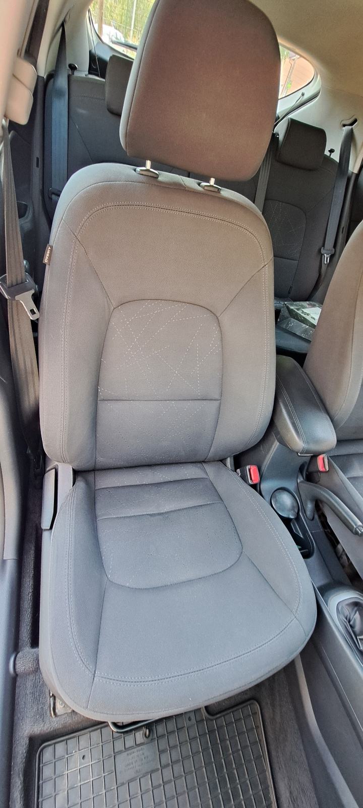 Kia Rio 1,4 CRDi EX, fotografija 10