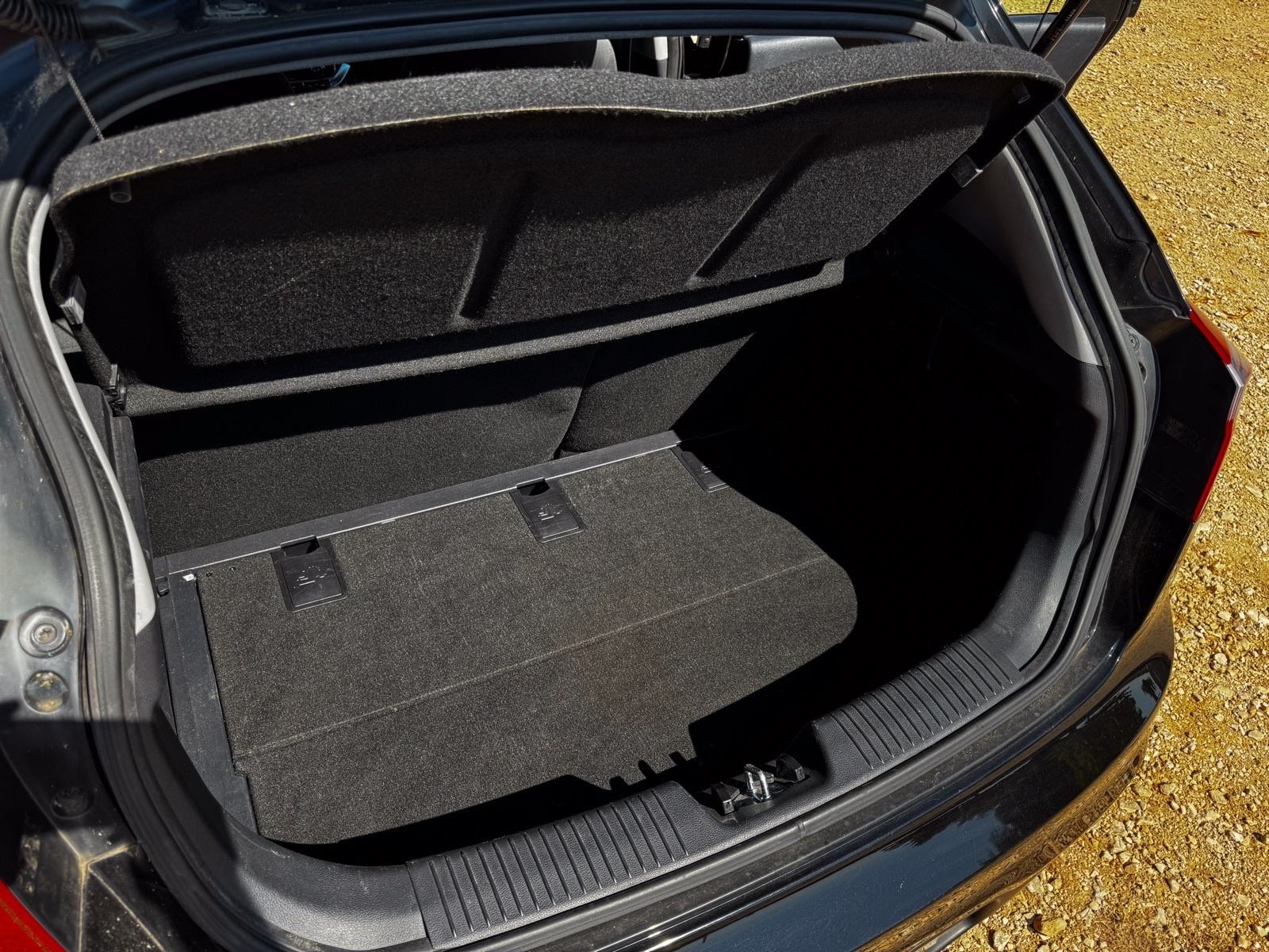 Kia Rio 1,4 CRDi EX, fotografija 9