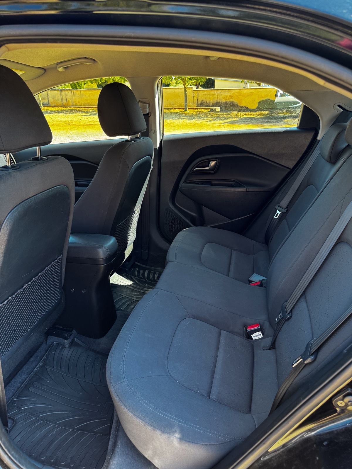 Kia Rio 1,4 CRDi EX, fotografija 8