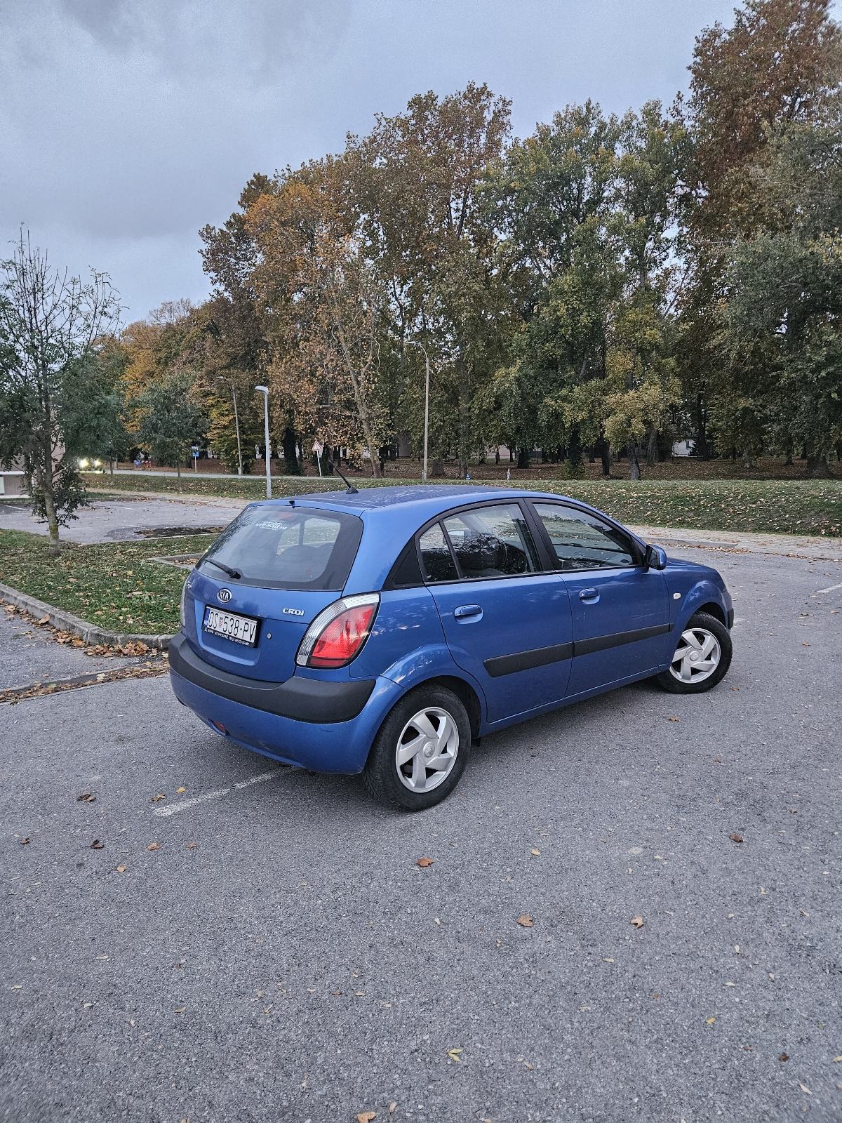 Kia Rio 1,5 CRDi EX, fotografija 3