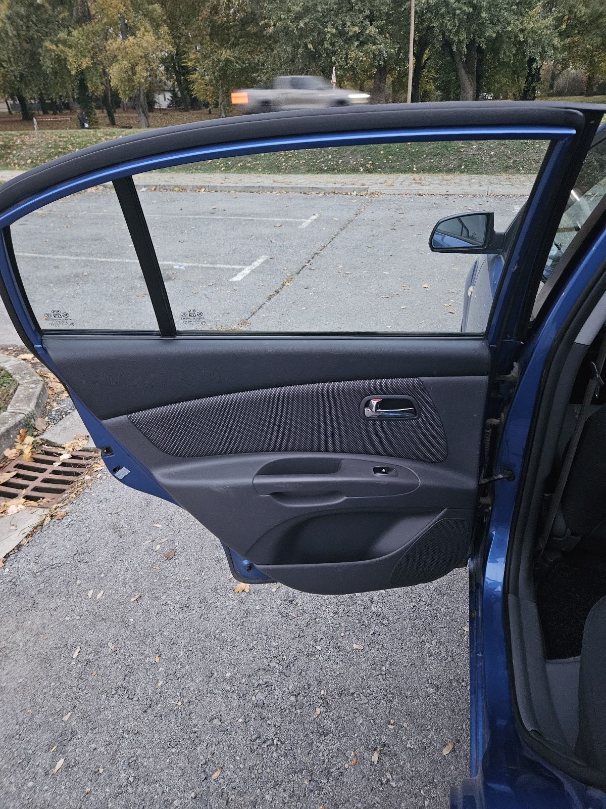 Kia Rio 1,5 CRDi EX, fotografija 7