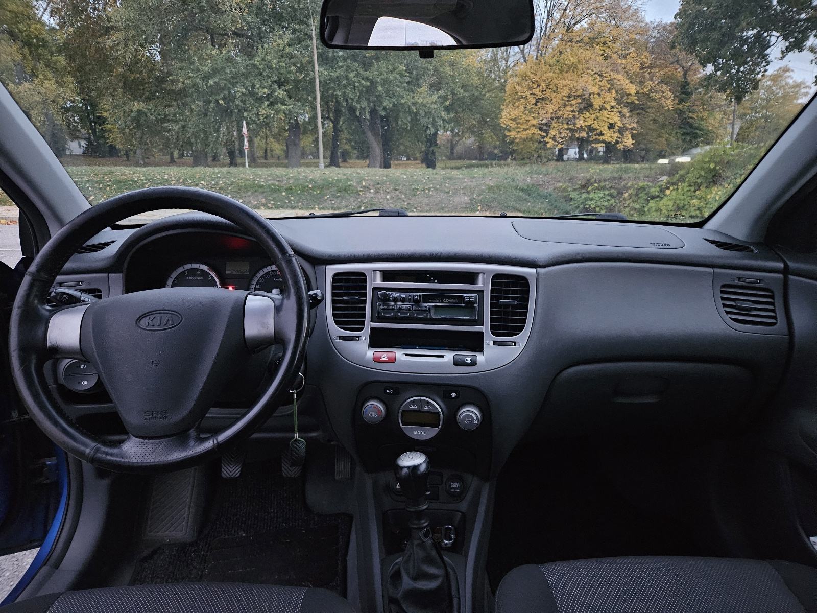 Kia Rio 1,5 CRDi EX, fotografija 9