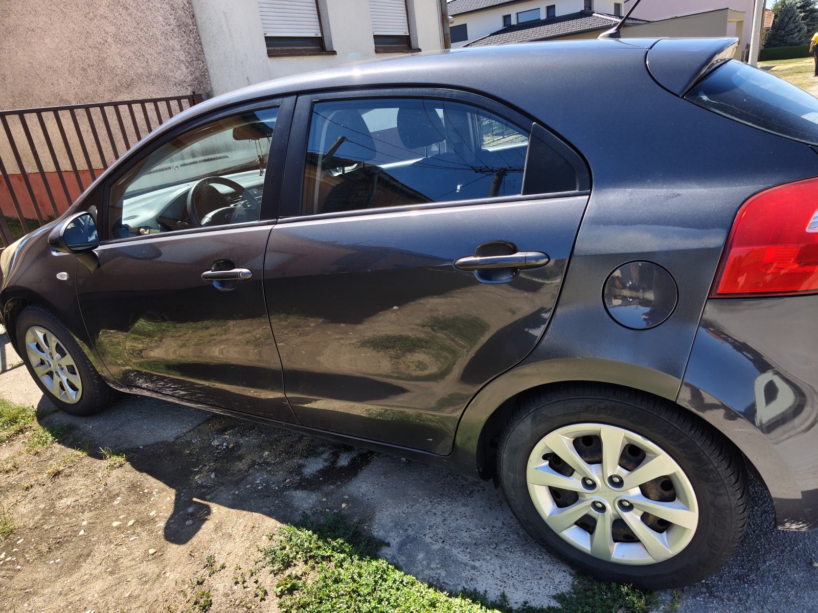 Kia Rio 1,2, reg.3/27, 180tis., fotografija 3