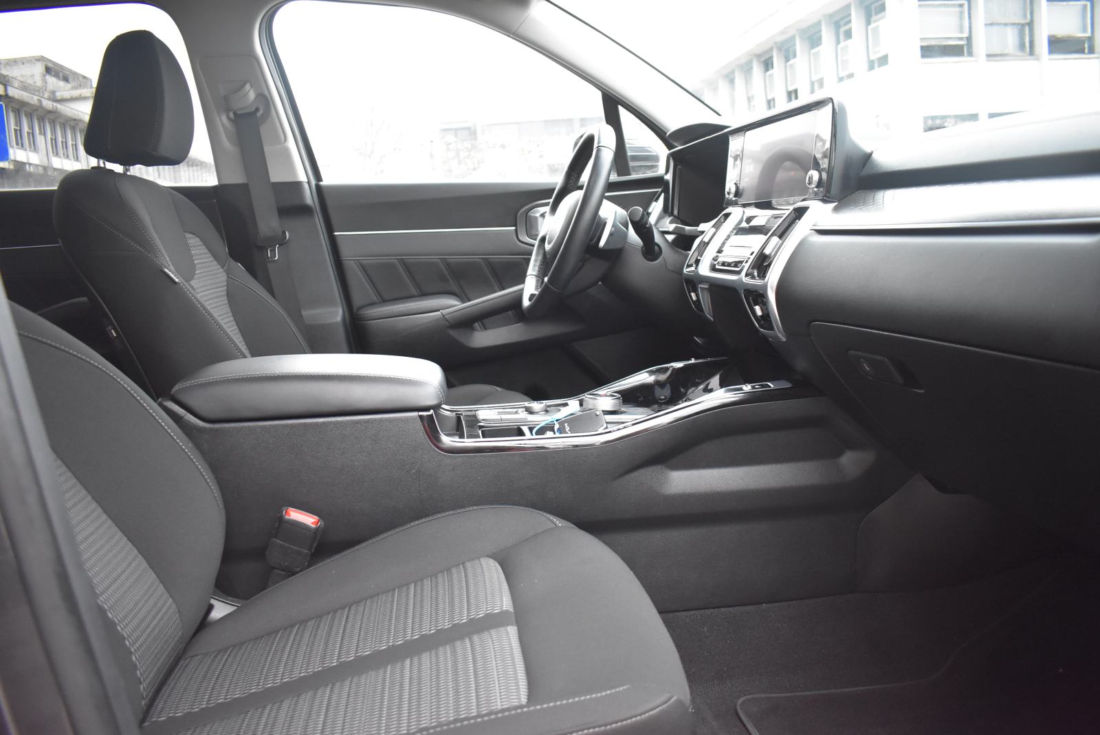 Kia Sorento 1,6 T-GDI HEV EX 7DCT MRV, fotografija 12