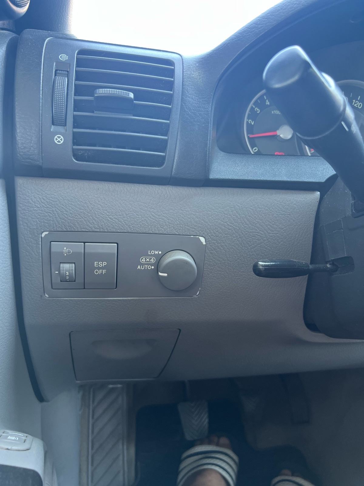 Kia Sorento 2,5 CRDi VGT EX, fotografija 11